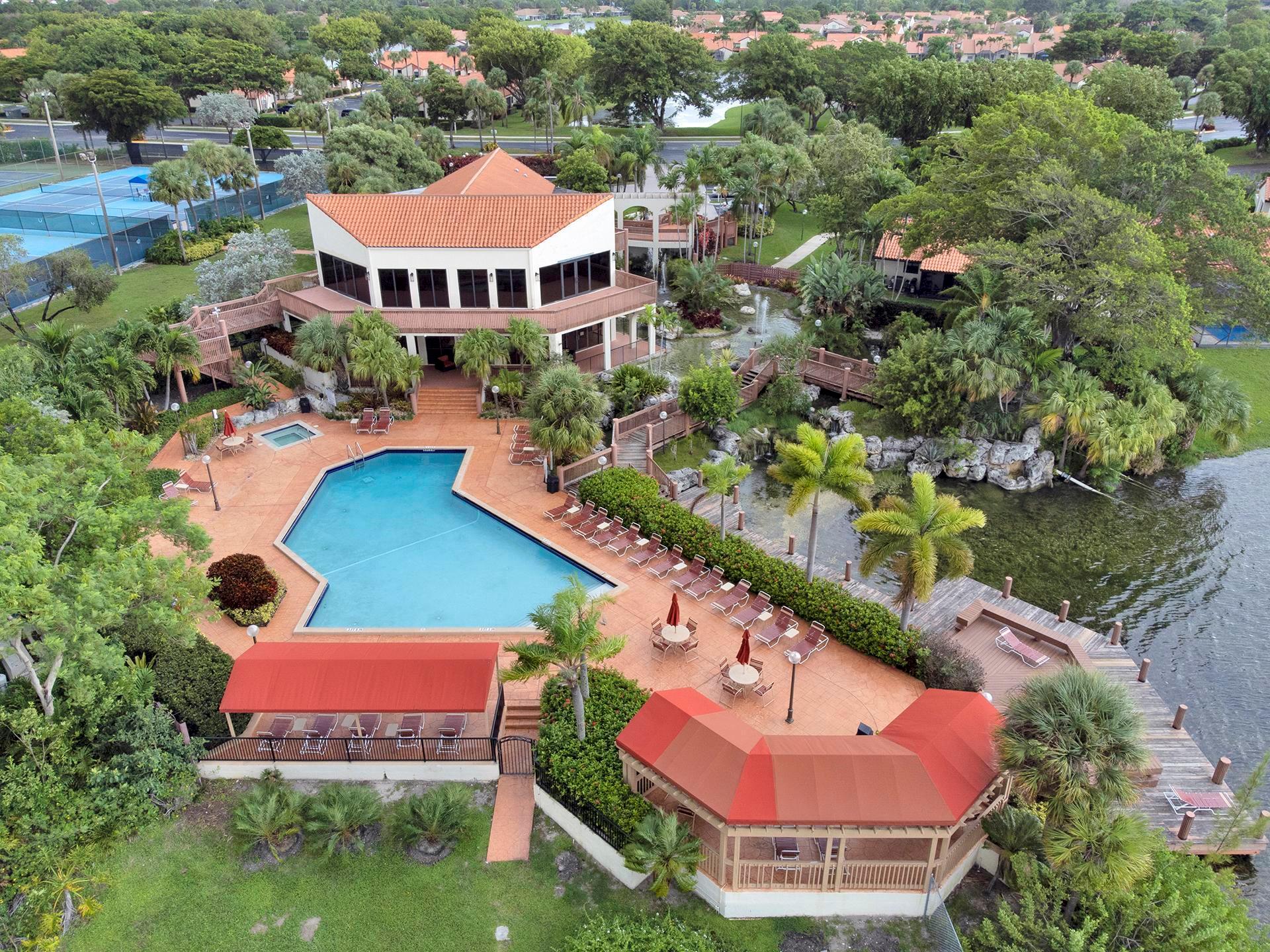 INDEPENDENCE BAY - Residential