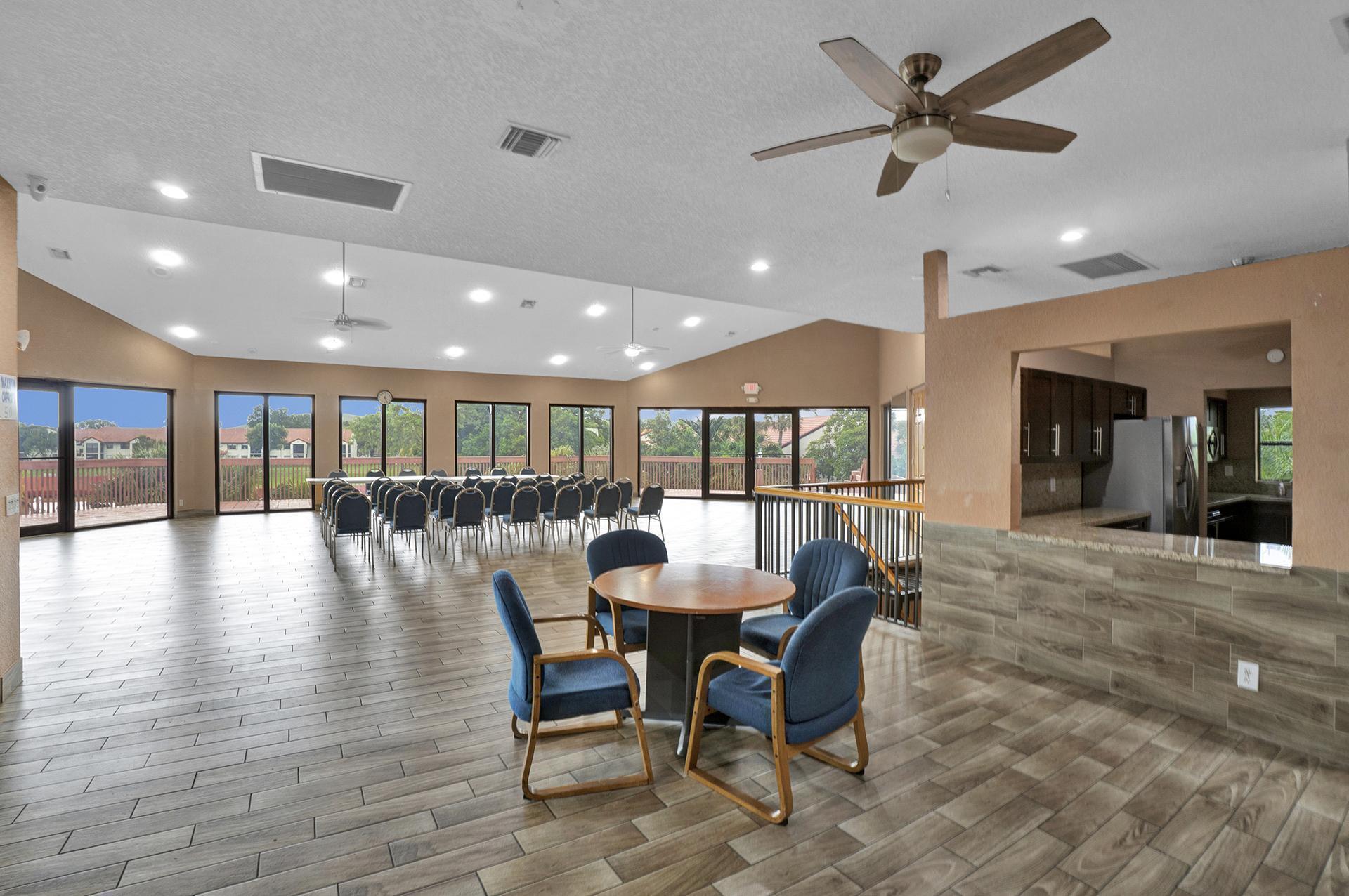 INDEPENDENCE BAY - Residential