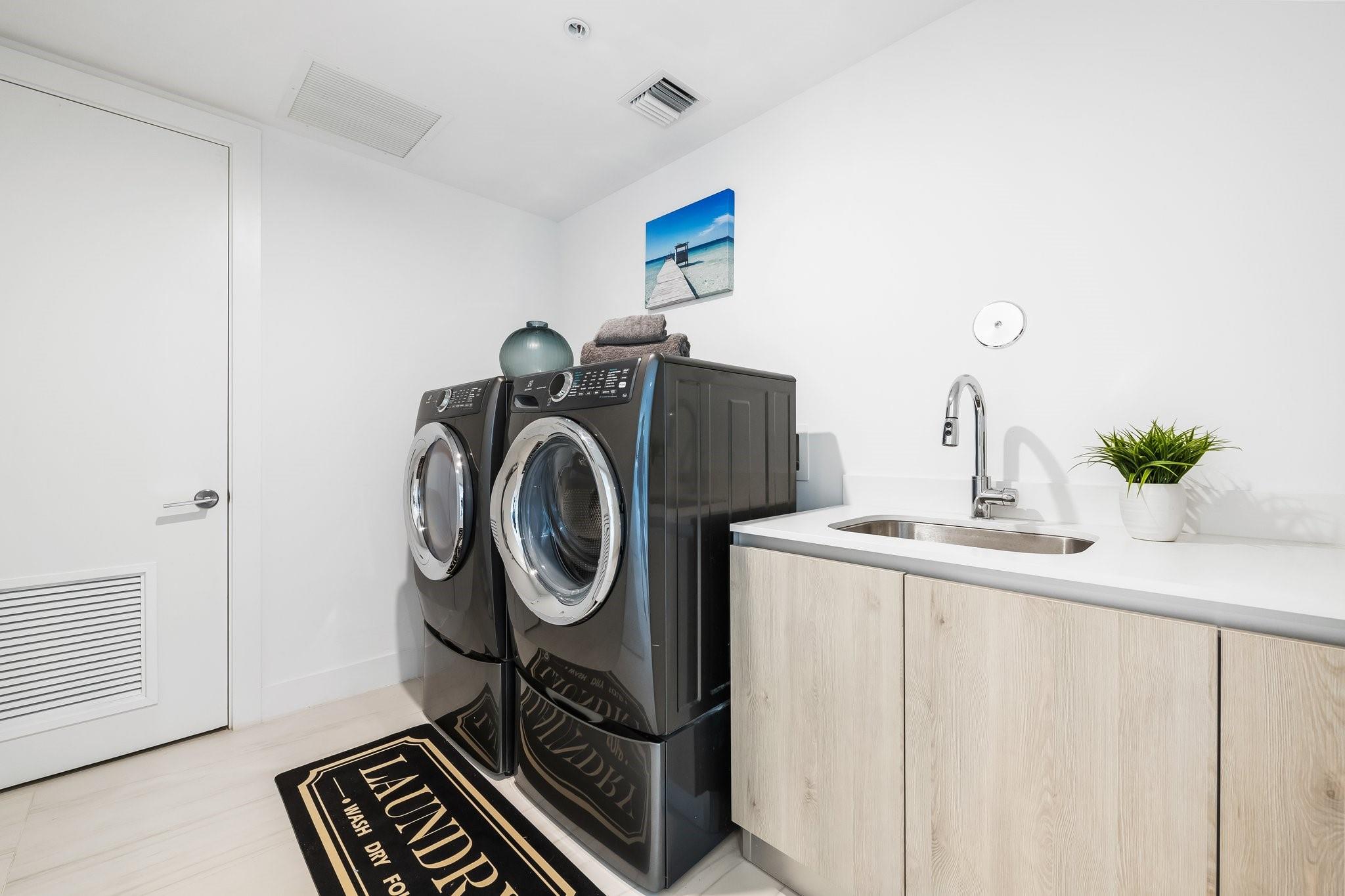 321 at Waters Edge - Residential