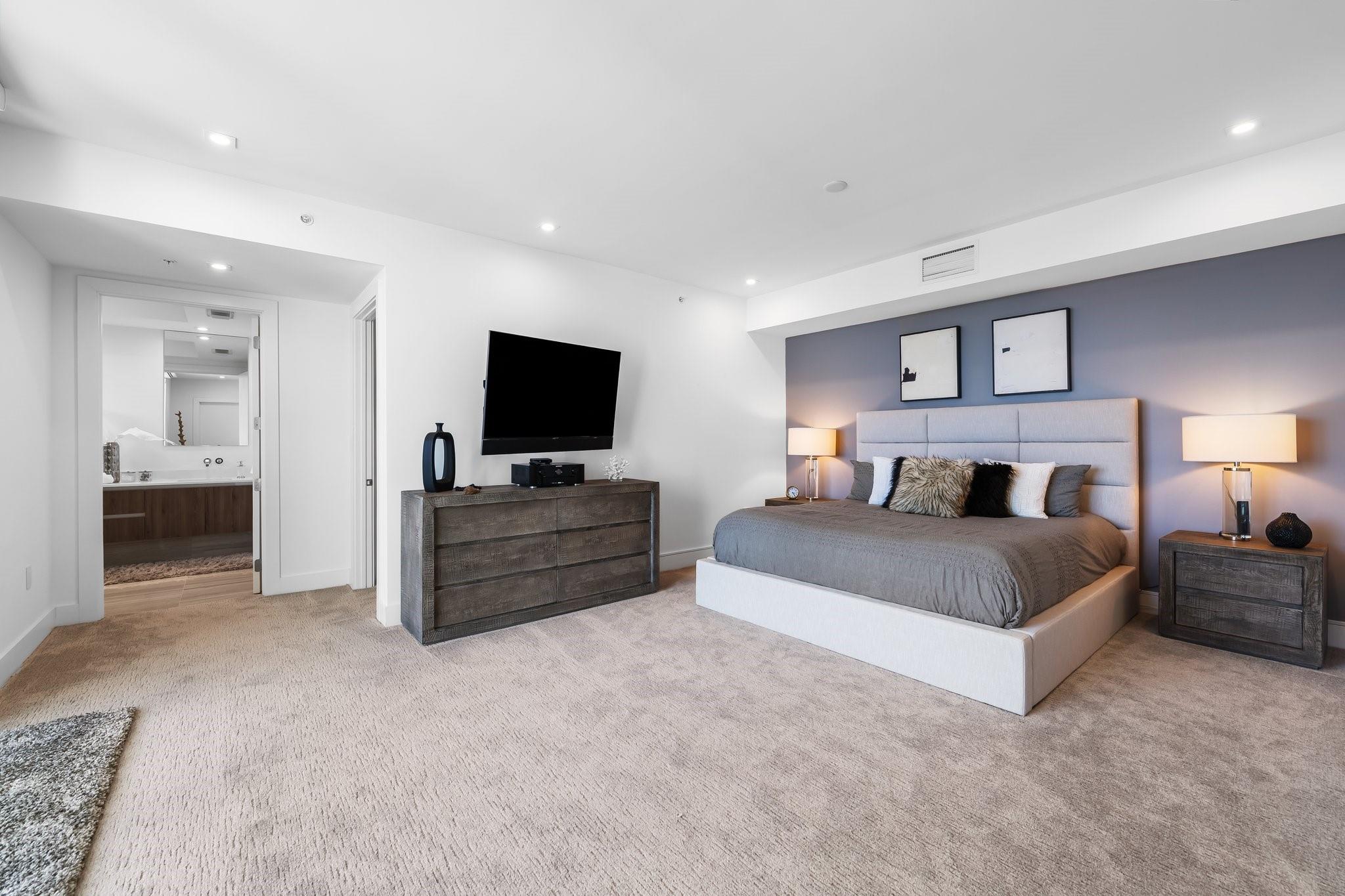 321 at Waters Edge - Residential