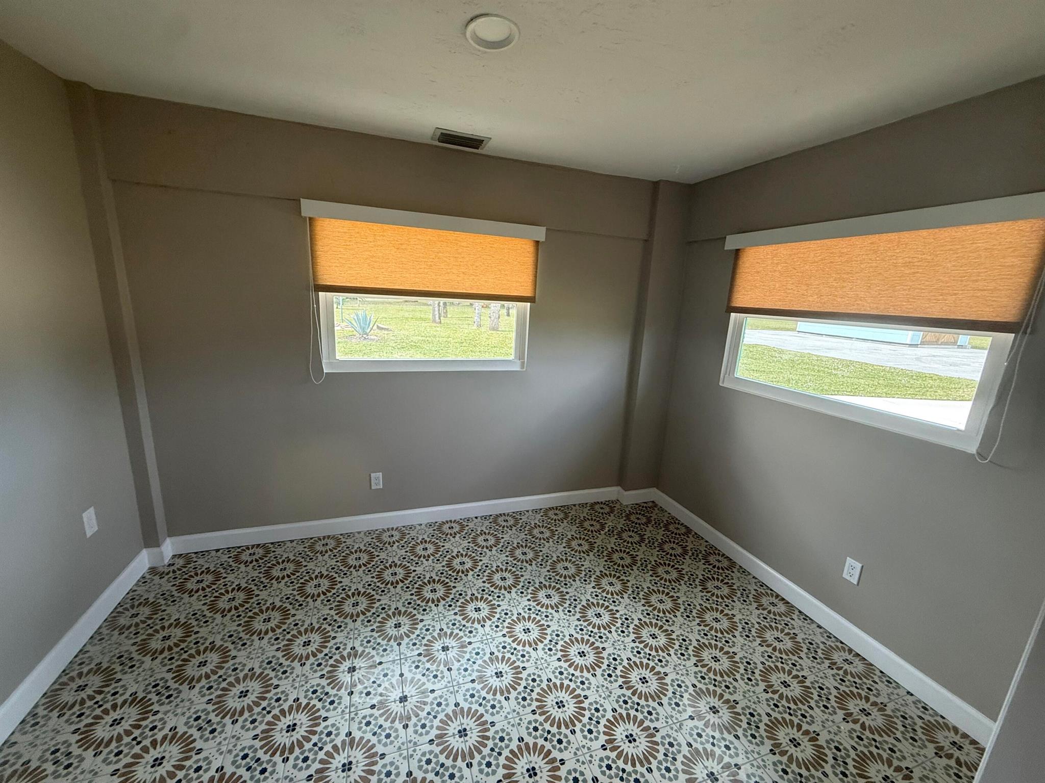 GREENRIDGE WEST - Residential Lease