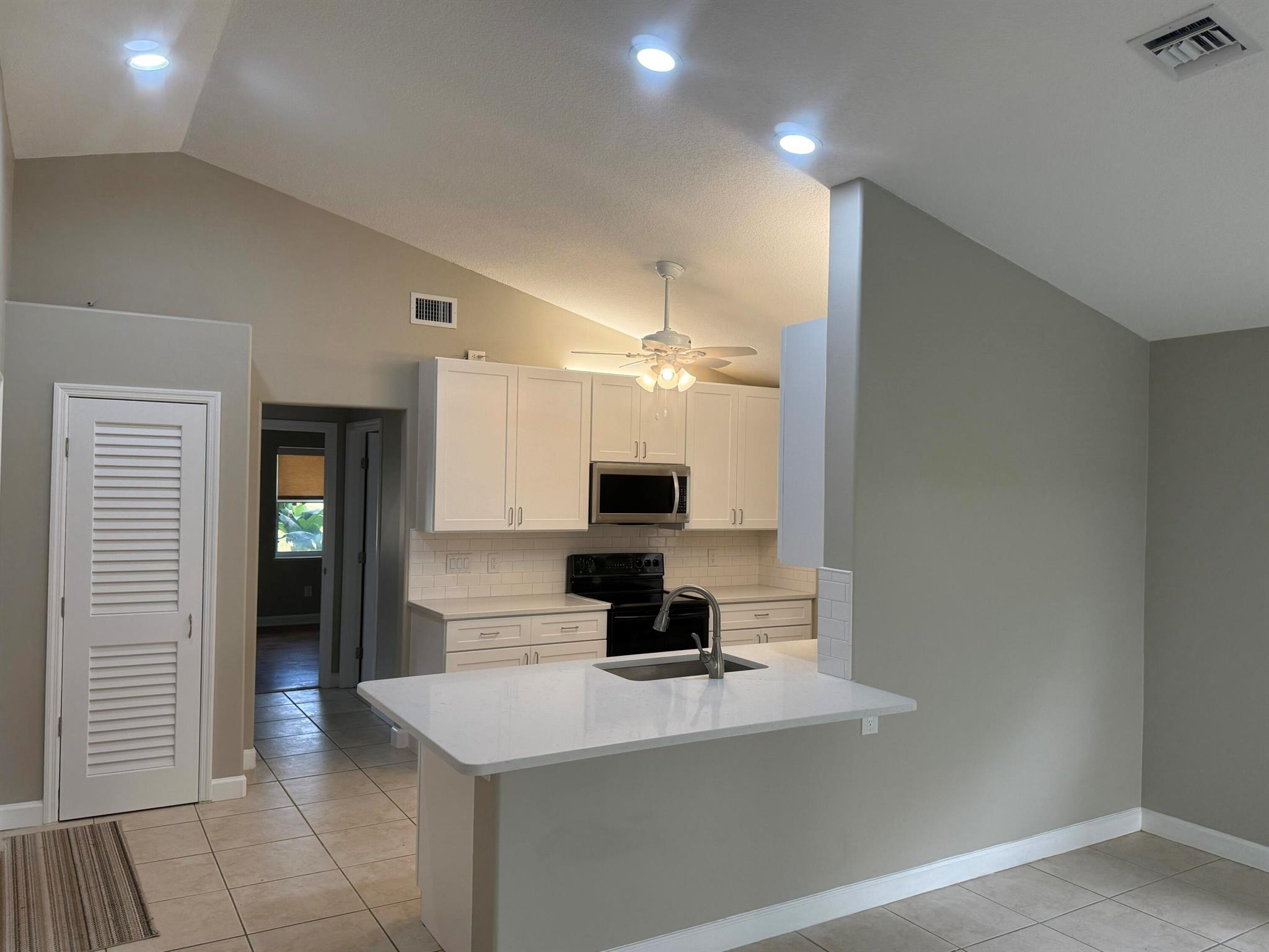 GREENRIDGE WEST - Residential Lease