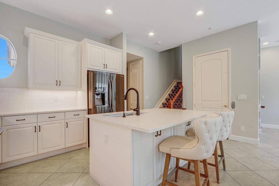 OCEAN BAY VILLAS, A CONDOMINIUM - Residential