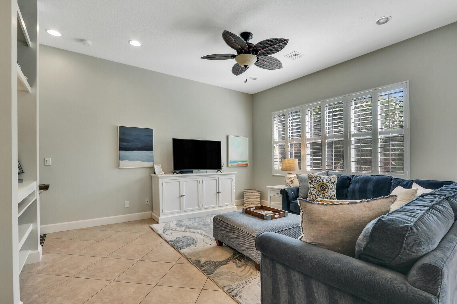 OCEAN BAY VILLAS, A CONDO - Residential