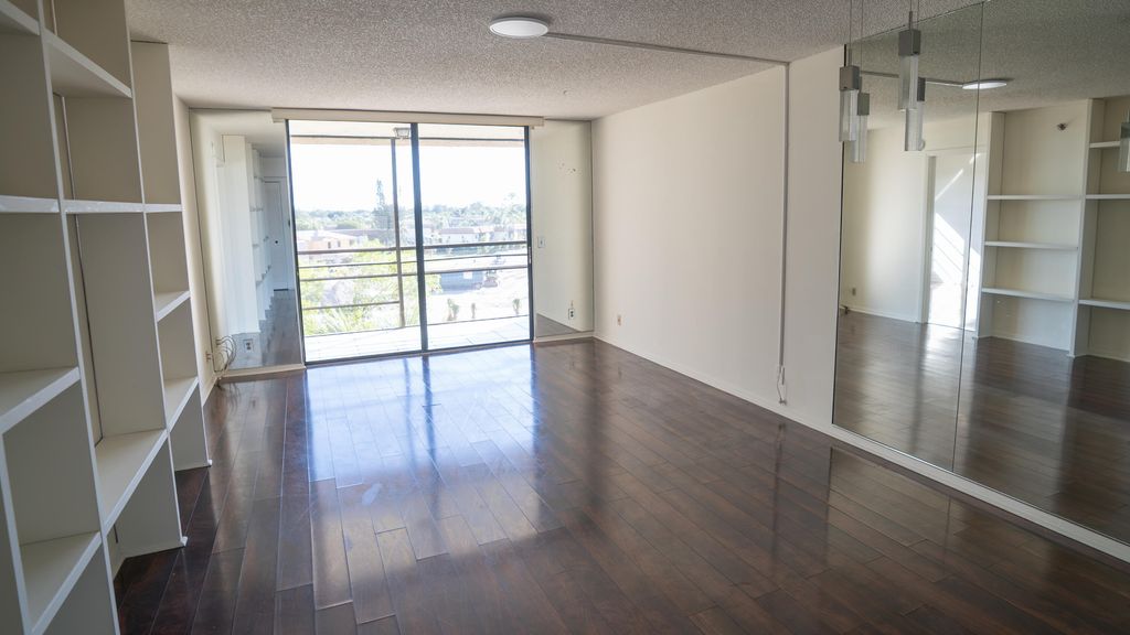 Photo of 4640 Lucerne Lakes Boulevard W #506, Lake Worth, FL 33467 (MLS # R11145382)