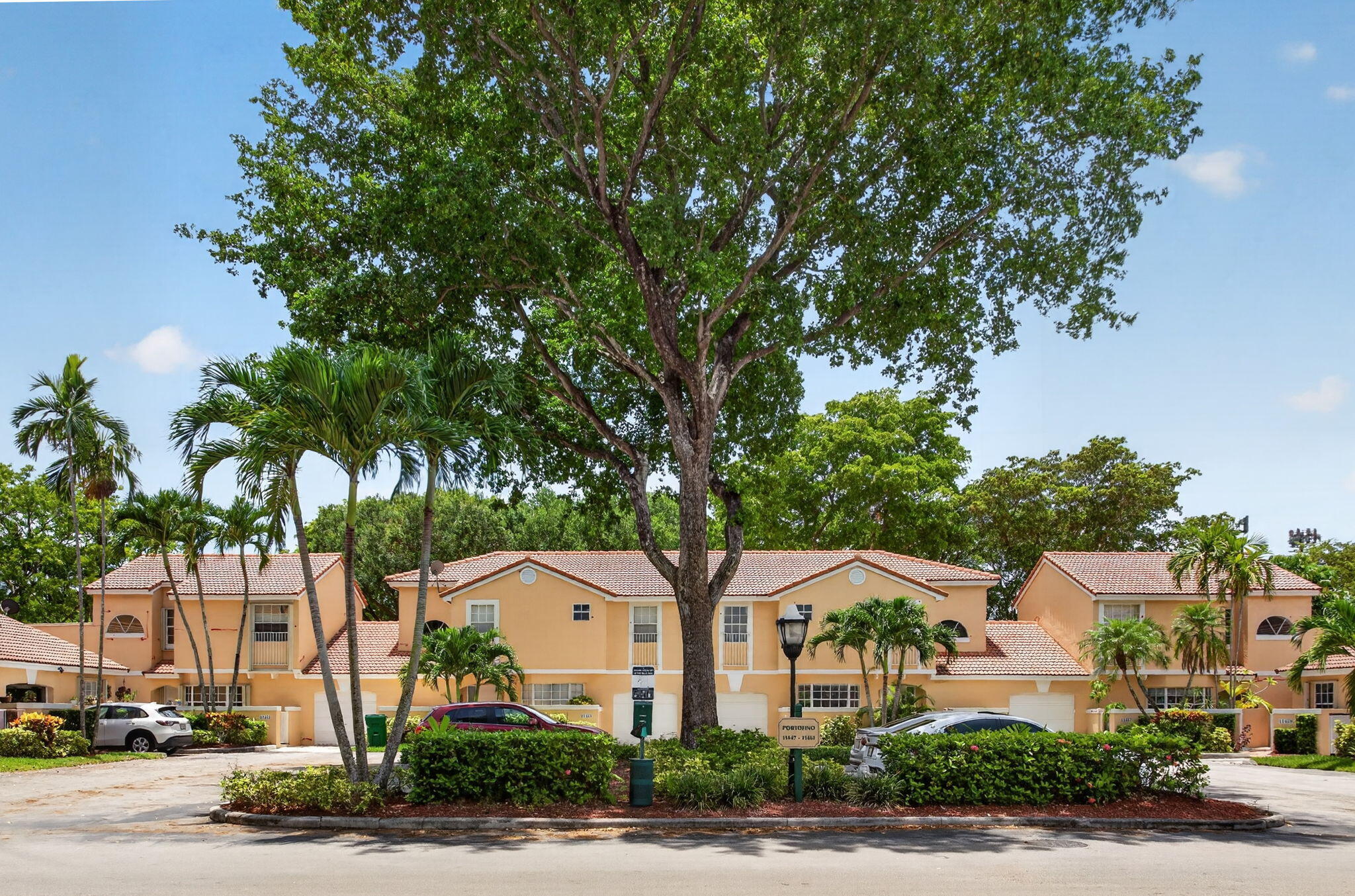 11451 Lakeview Drive 3a, Coral Springs FL 33071