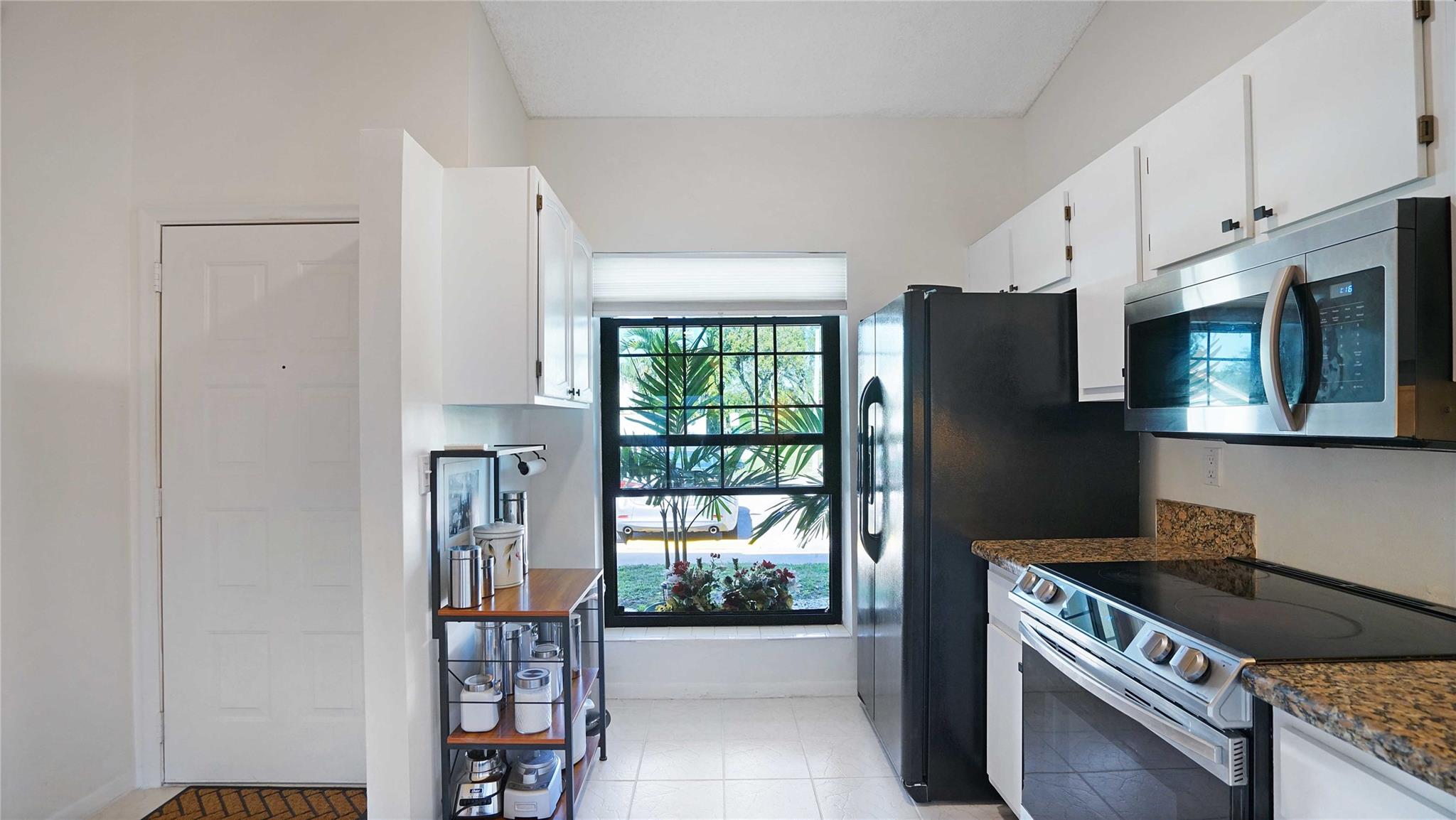 PINES OF OAKLAND FOREST - Residential