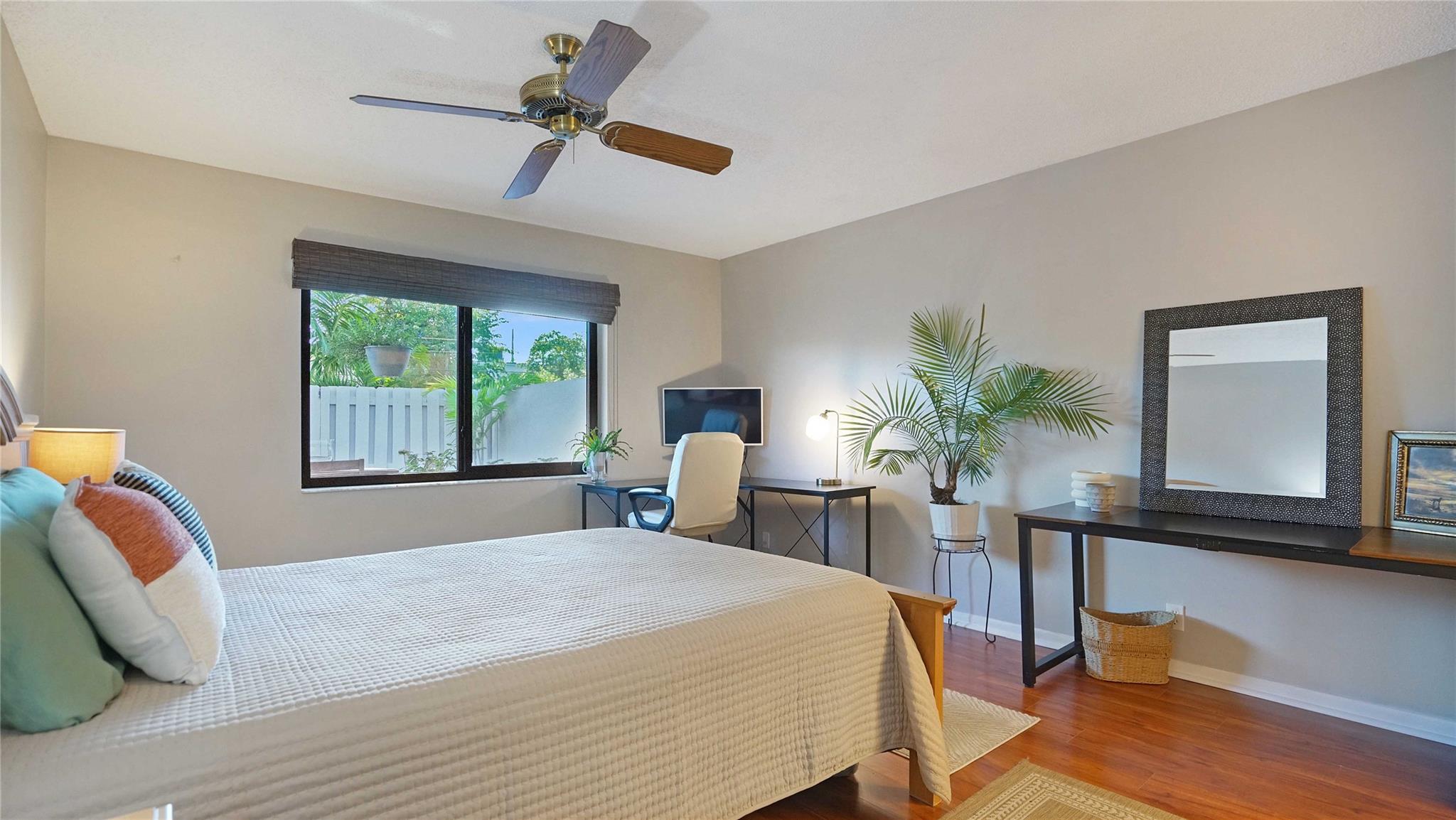 PINES OF OAKLAND FOREST - Residential