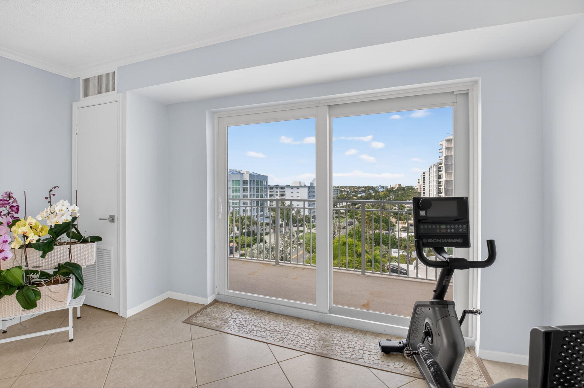AMBASSADORS V NORTH CONDO - Residential