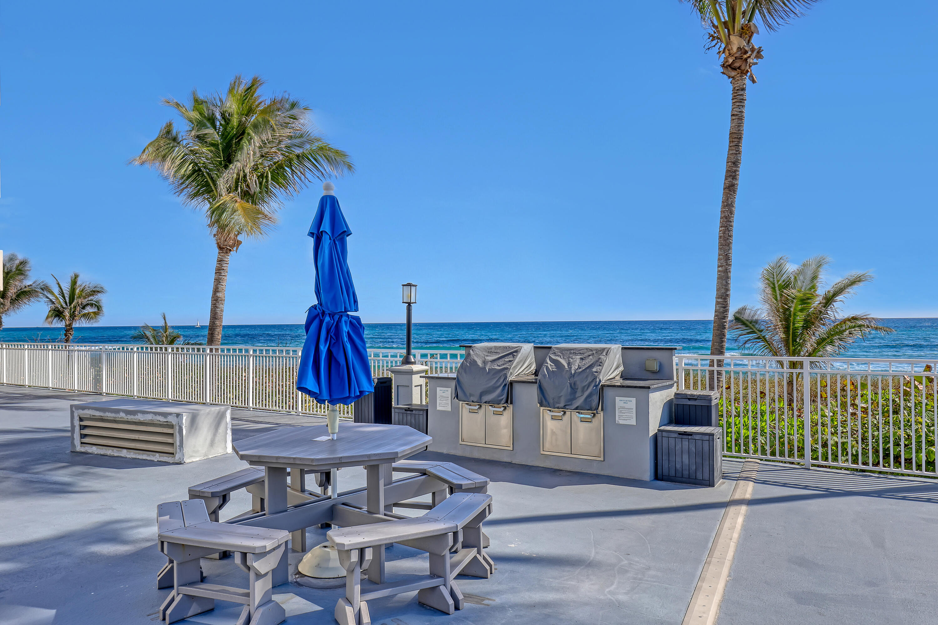 3215 S Ocean Boulevard 702, Highland Beach, FL, 33487/$549,000 4 3215 S Ocean Boulevard 702