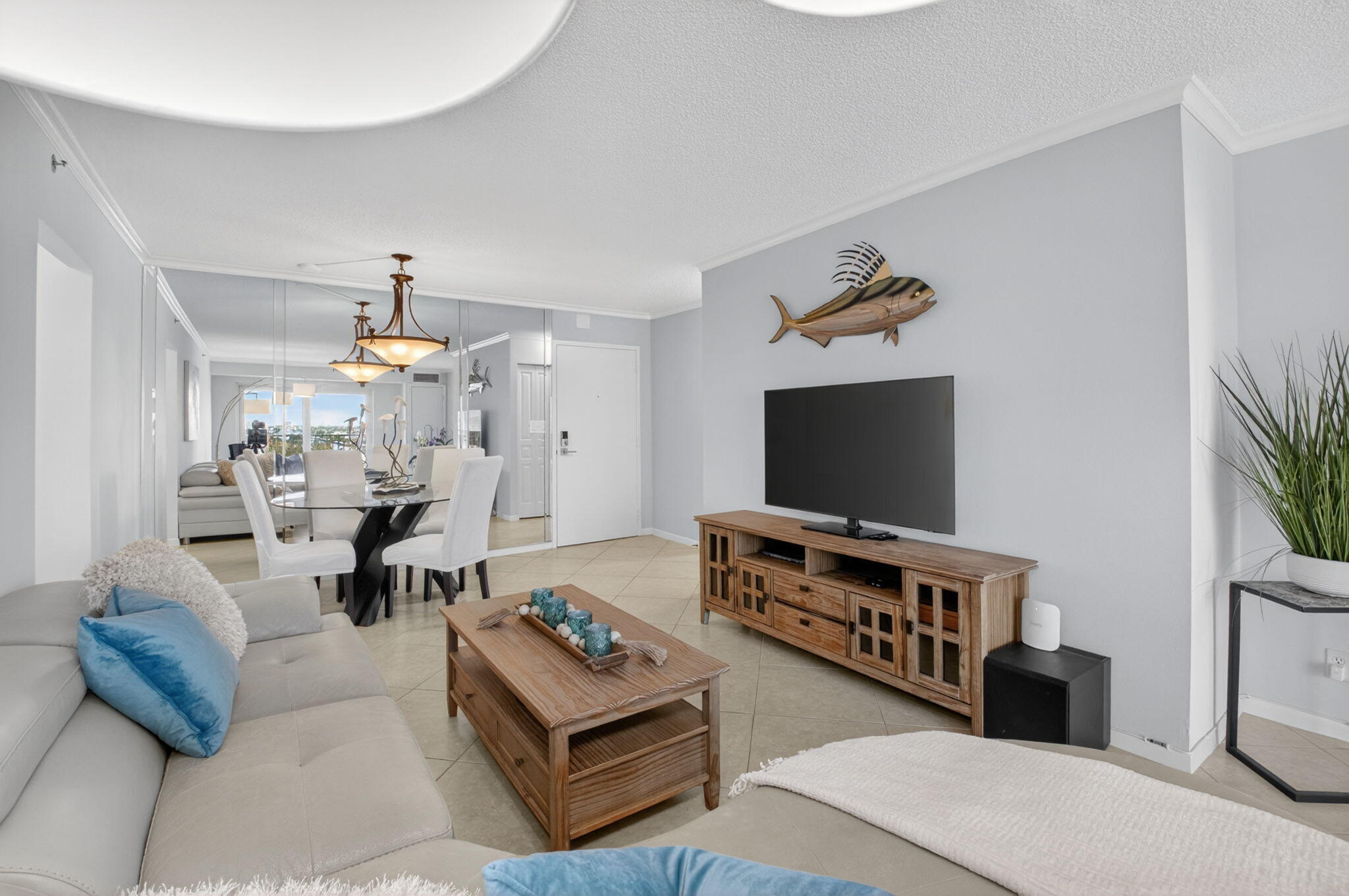 AMBASSADORS V NORTH CONDO - Residential