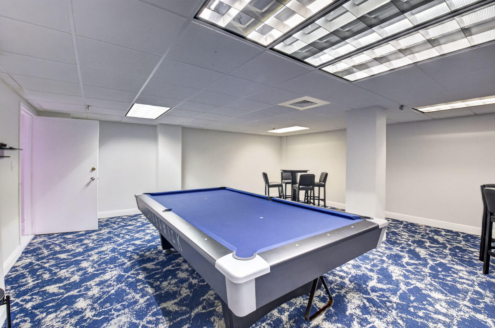 AMBASSADORS V NORTH CONDO - Residential