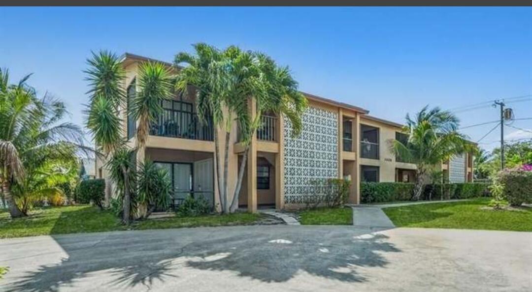 BENT PALM APTS COND DECL FILED 3-18-80 - Residential