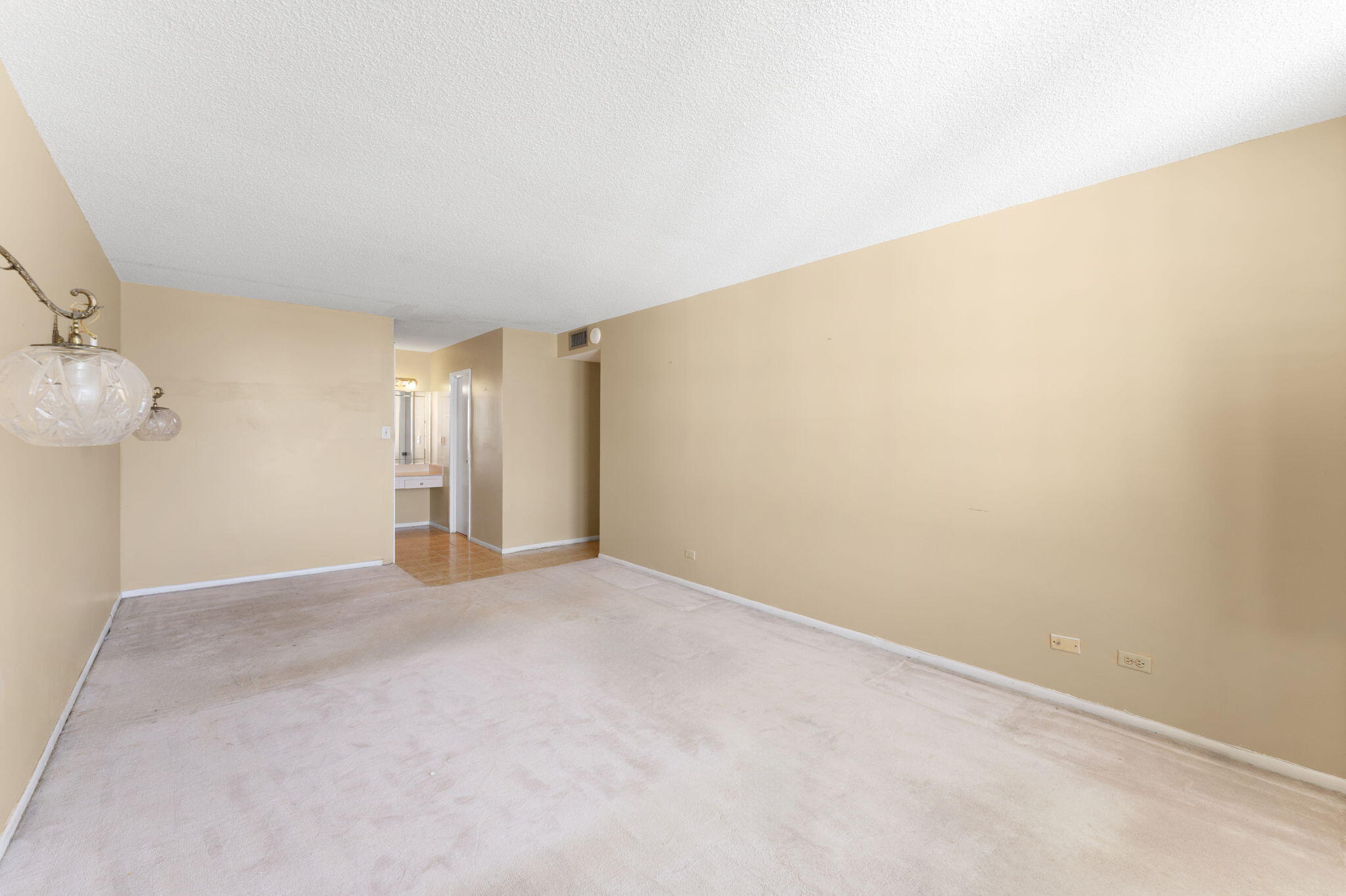 WINSTON TOWER 300 CONDO - Residential