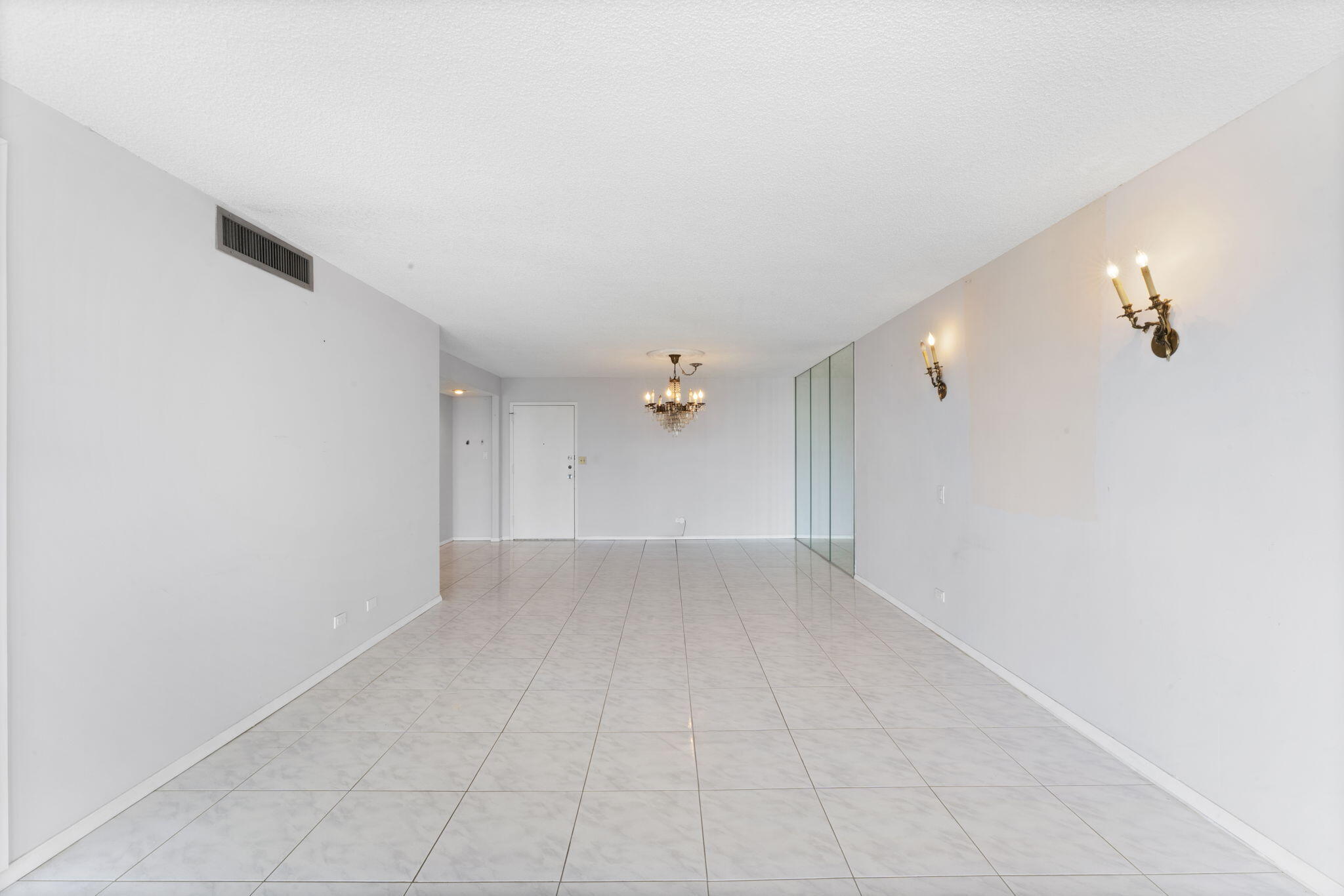 WINSTON TOWER 300 CONDO - Residential