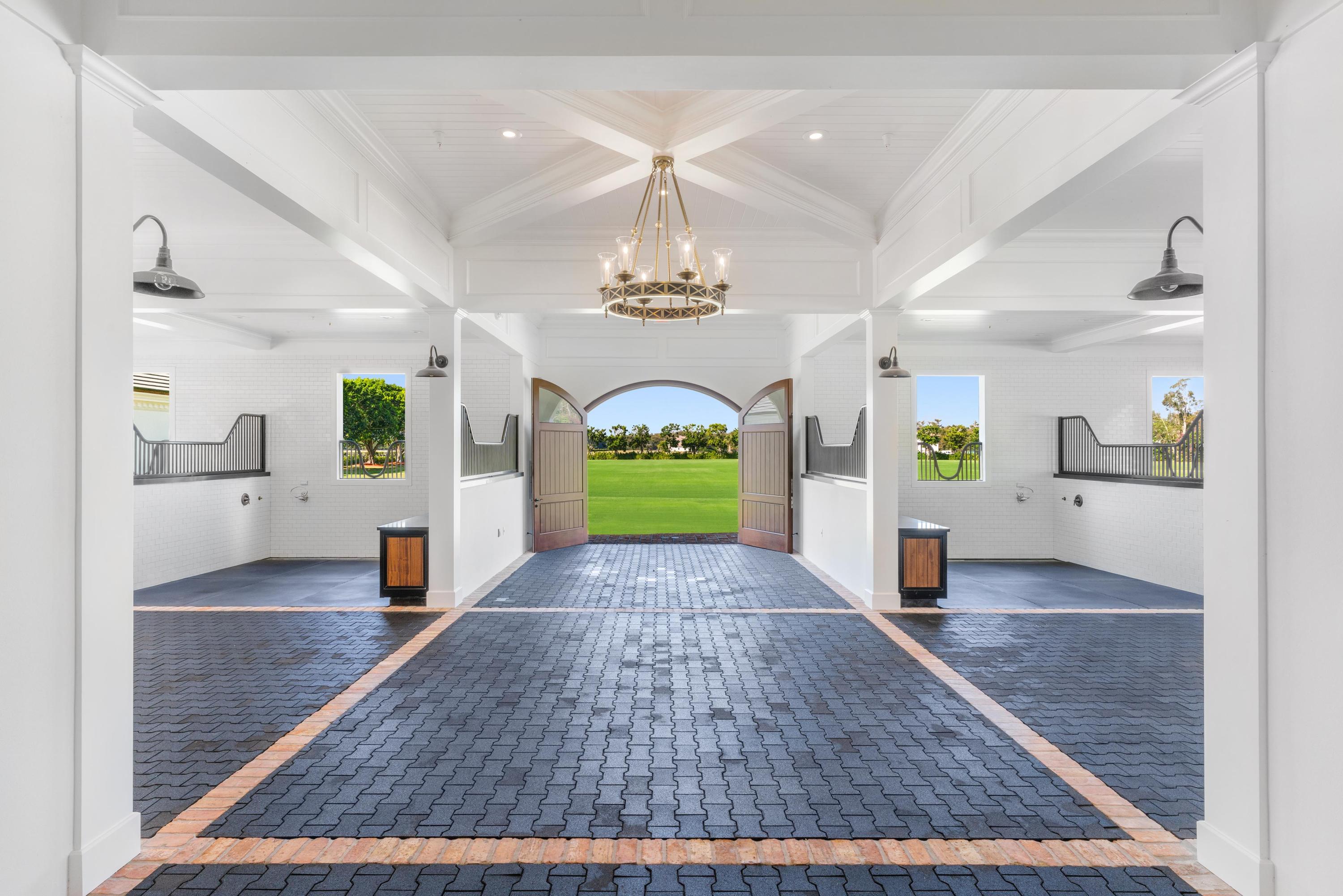 BLACK WATCH FARM 2 - Land