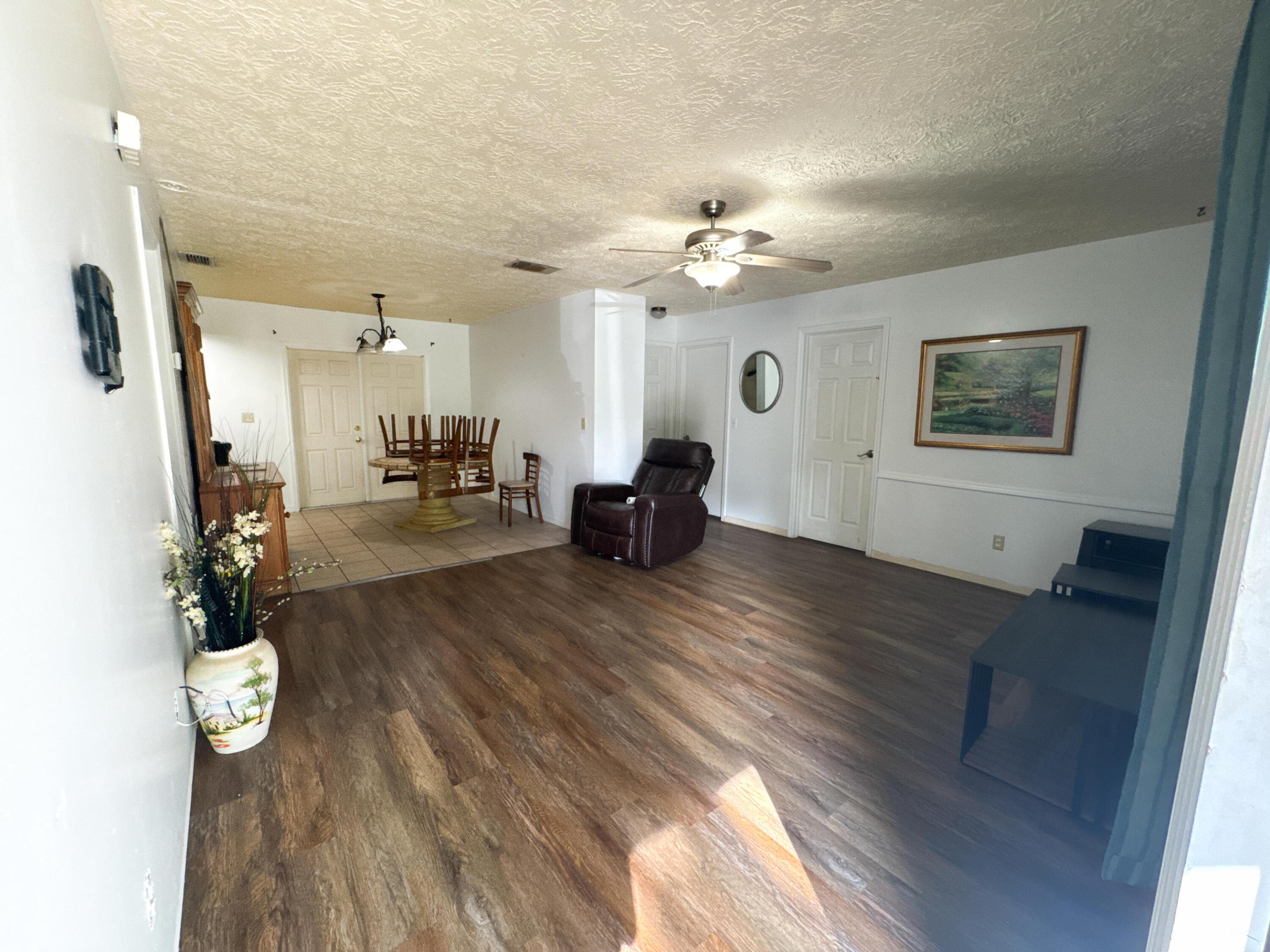 LAKEWOOD PARK-UNIT 5 - Residential