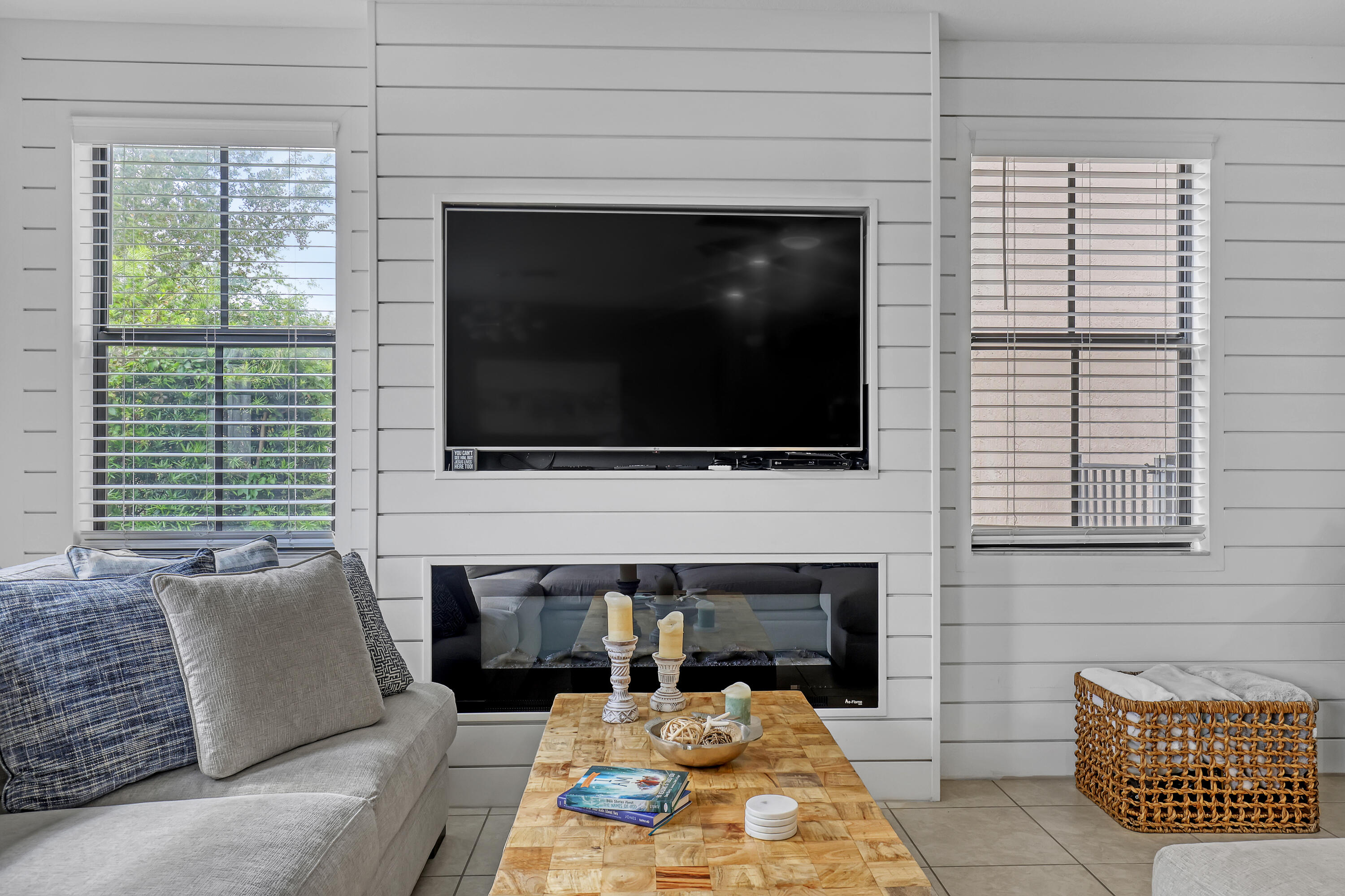 MEDITERRANEA - Residential