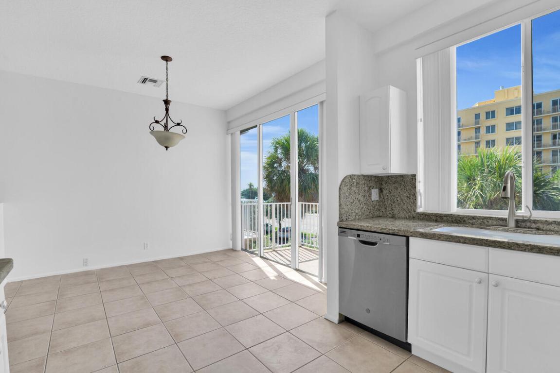 DEERFIELD BEACH - Residential Lease