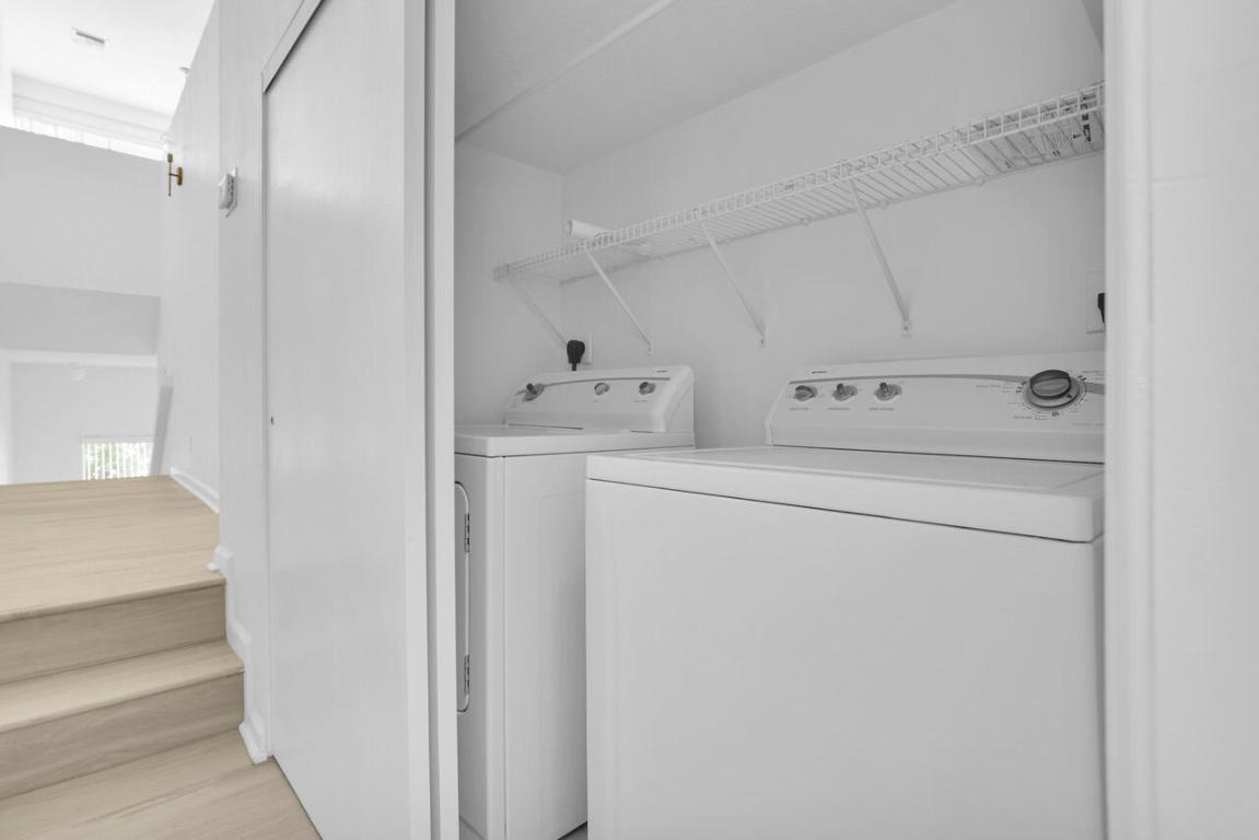 DEERFIELD BEACH - Residential Lease