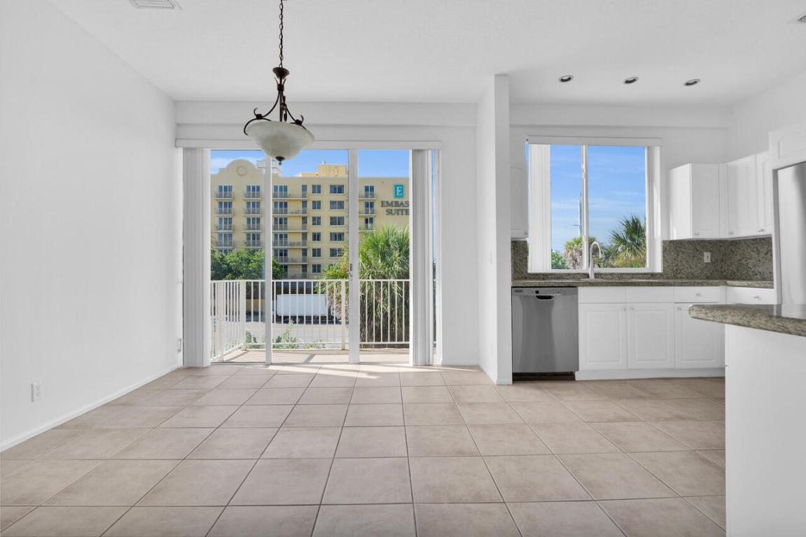 DEERFIELD BEACH - Residential Lease