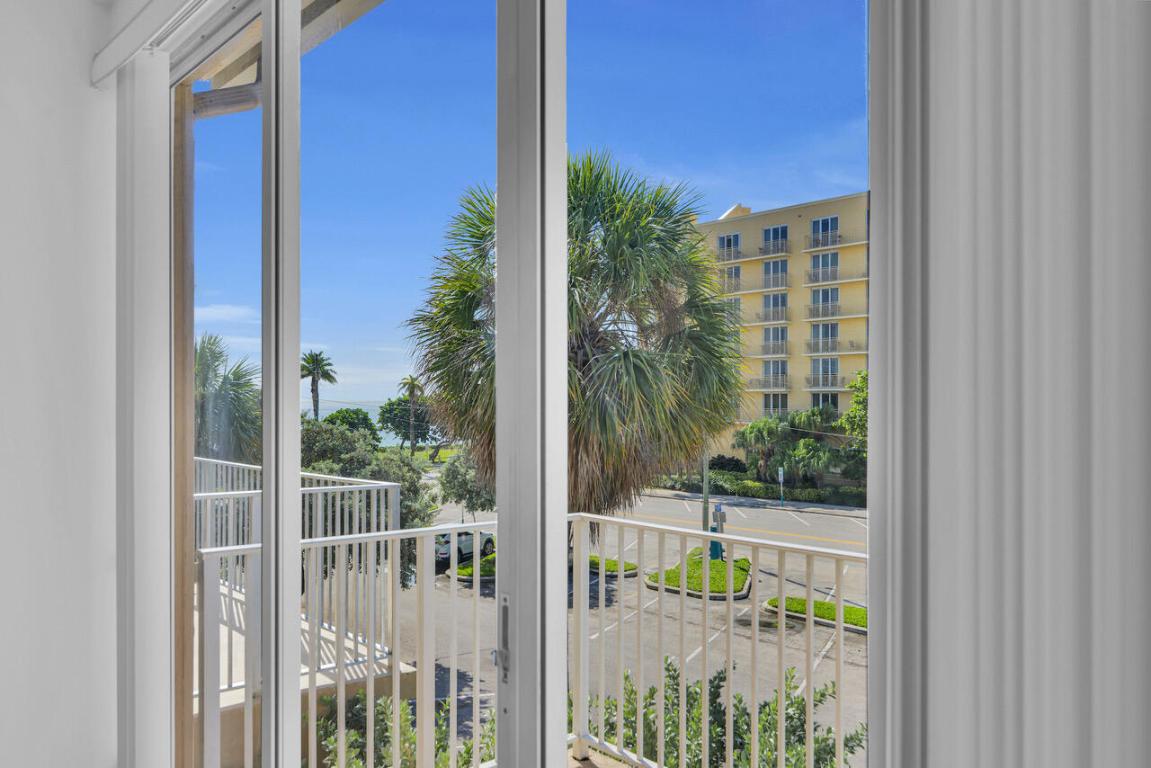 DEERFIELD BEACH - Residential Lease