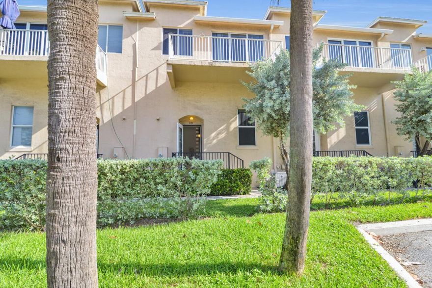 2BED / 2.5BATH TRI-LEVEL TOWNHOUSE LOCATED JUST STEPS FROM DEERFIELD BEACH BOARDWALK. BRIGHT AND CHEERFUL UNIT FEATURES OPEN KITCHEN WITH GRANITE COUNTERS, NEW BATHROOMS, SKY LIGHTS, SPACIOUS MASTER SUITE WITH HUGE WALK-IN CLOSET, MURPHY BED IN GUEST BEDROOM. CERAMIC TILE AND LAMINATED WOOD FLOORS. ENJOY SPARKLING VIEWS OF THE ATLANTIC AND OCEAN BREEZE FROM THE SUNNY SOUTH FACING BALCONY. BOUTIQUE BUILDING WITH ONLY 5 UNITS EAST OF A1A, JUST STEPS TO SANDY BEACH, OCEAN, BOARDWALK, DEERFIELD PIER AND TRENDY RESTAURANTS. 2 FULL CAR GARAGE. A RARE FIND ALONG THE SHORES OF DEERFIELD BEACH.