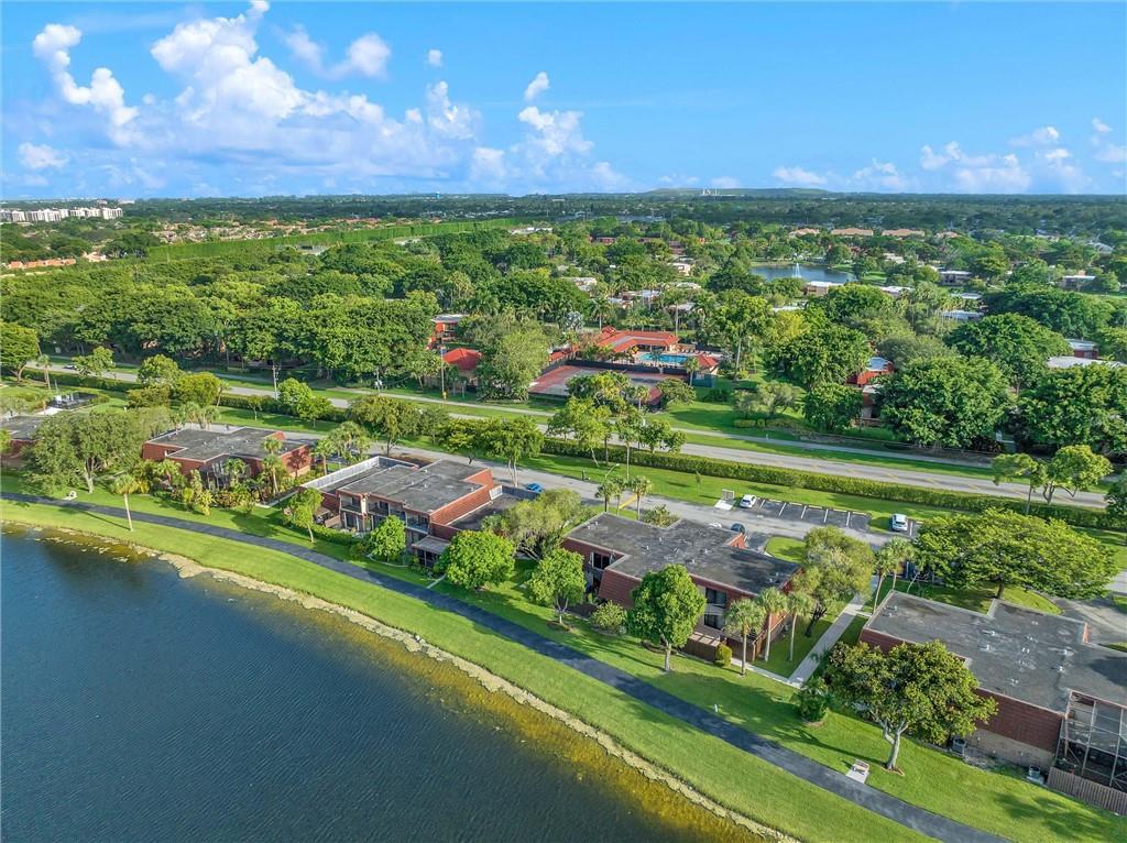 VILLAGE AT BOCA RIO PH 1 - Residential