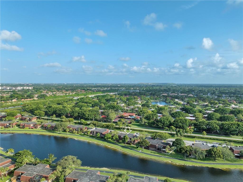 VILLAGE AT BOCA RIO PH 1 - Residential