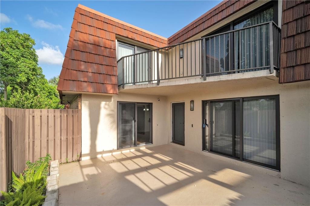 VILLAGE AT BOCA RIO PH 1 - Residential