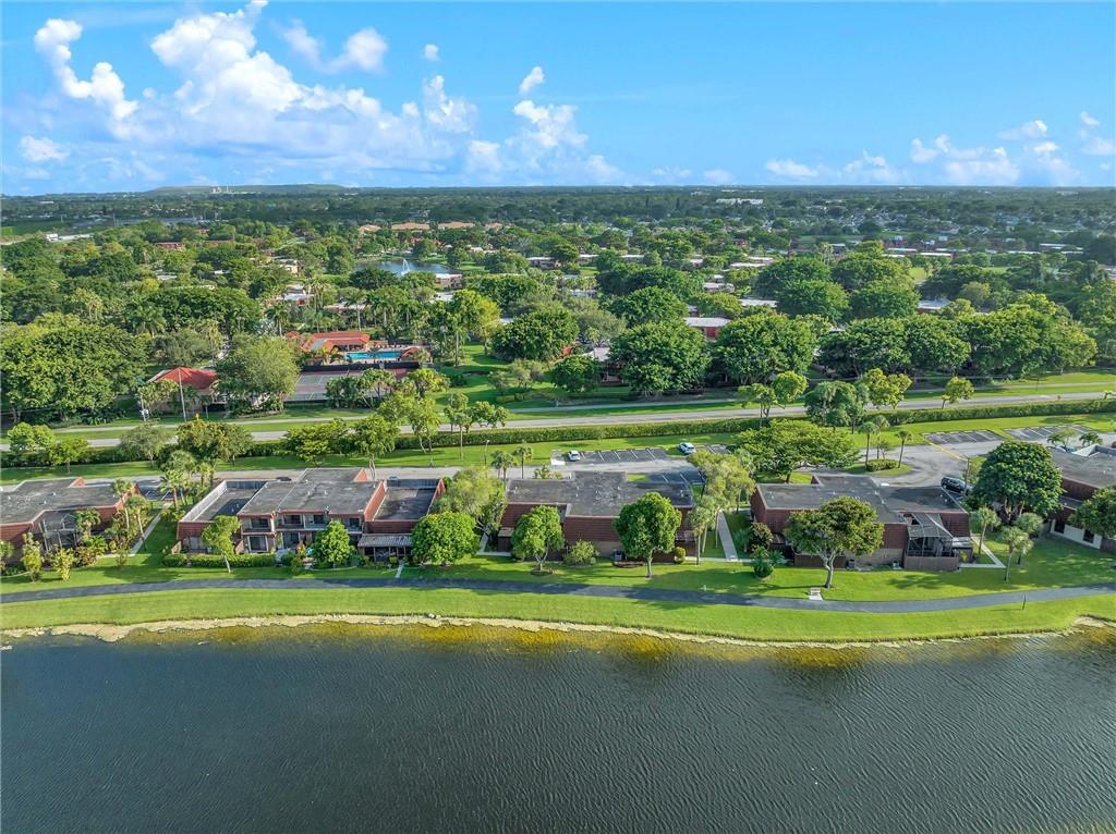 VILLAGE AT BOCA RIO PH 1 - Residential