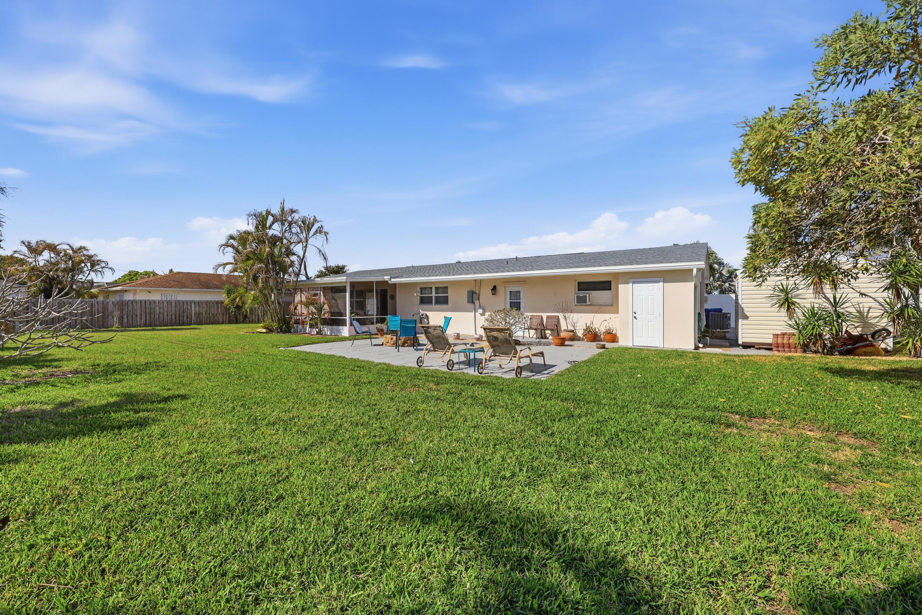 BRENTWOOD - Residential