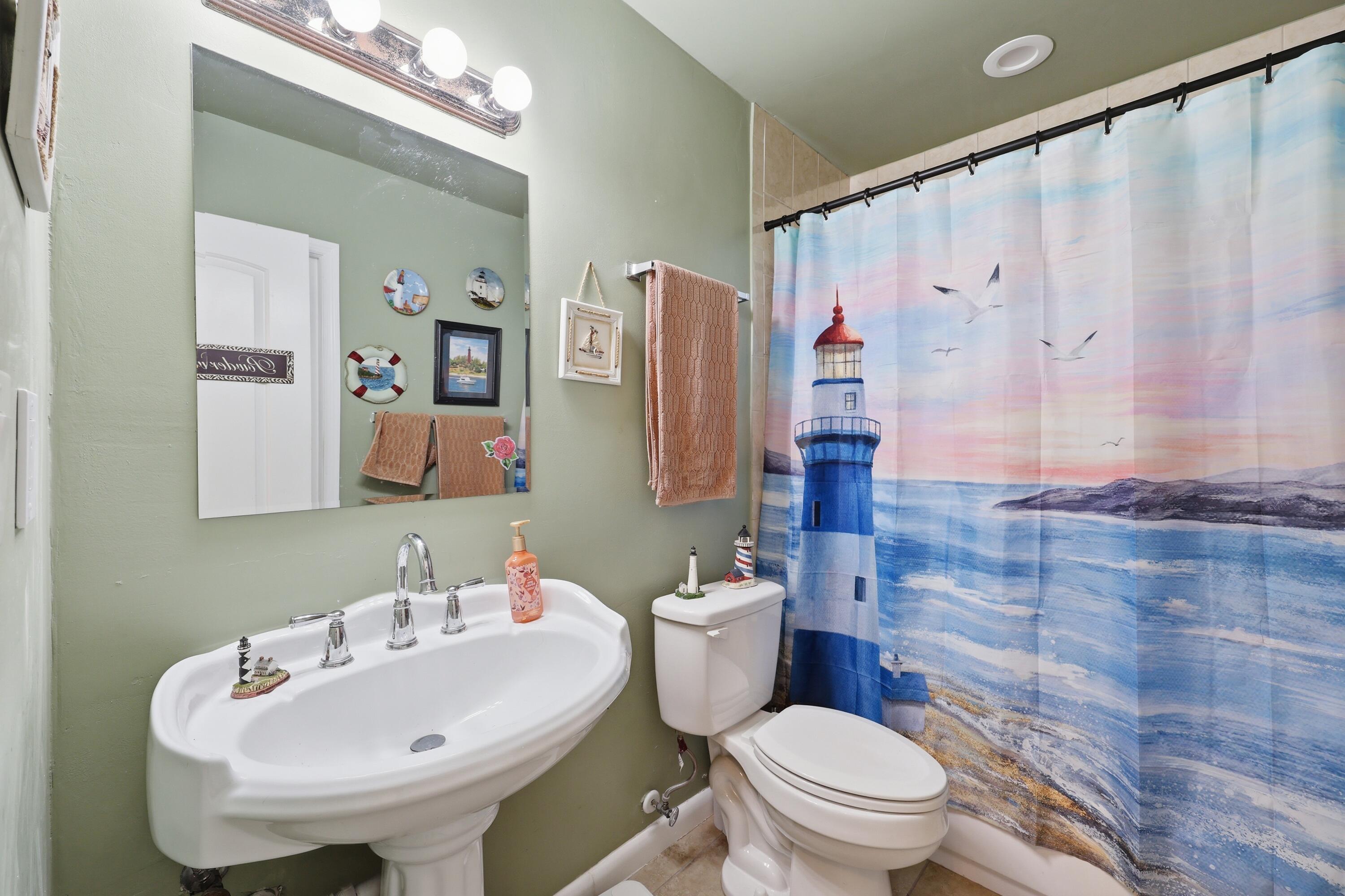 BRENTWOOD - Residential