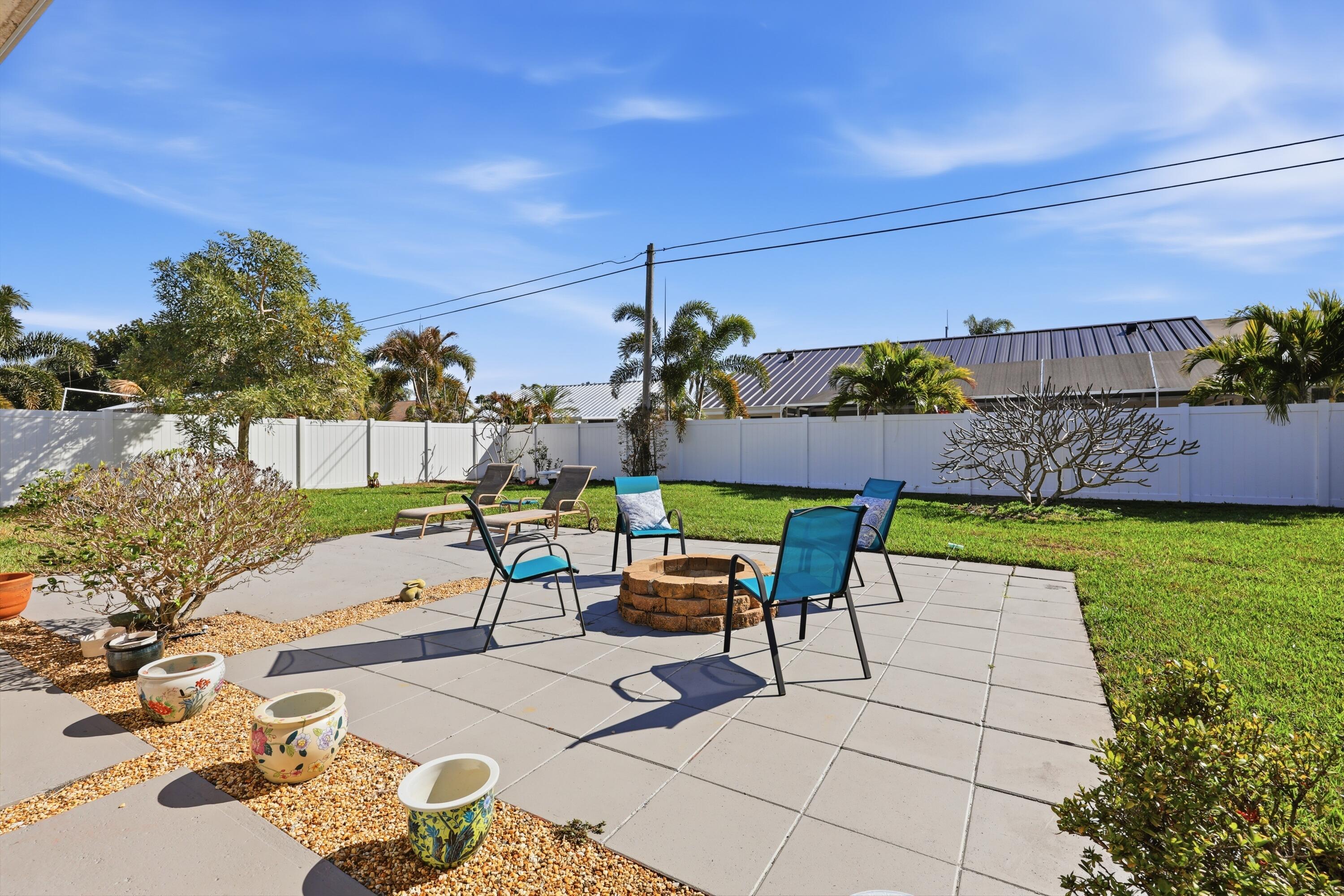 BRENTWOOD - Residential