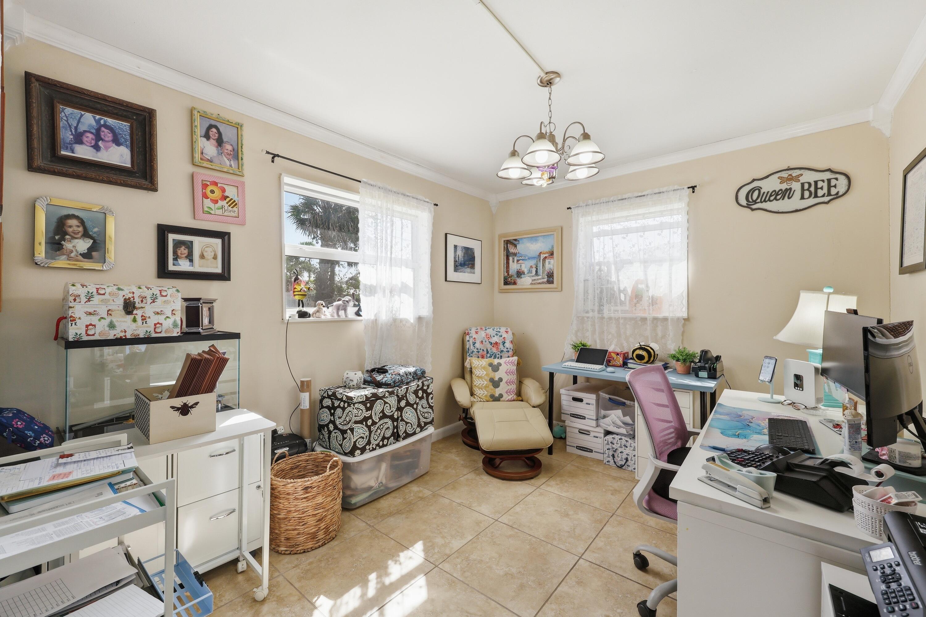 BRENTWOOD - Residential