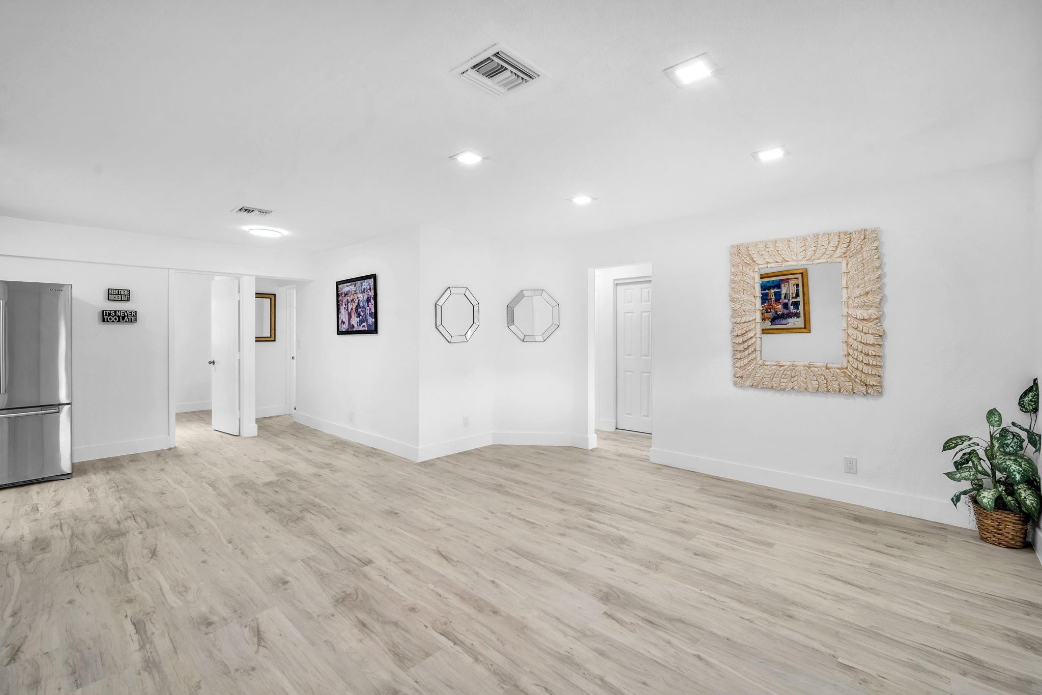 Plaza Estates 3rd Sec 48- - Residential