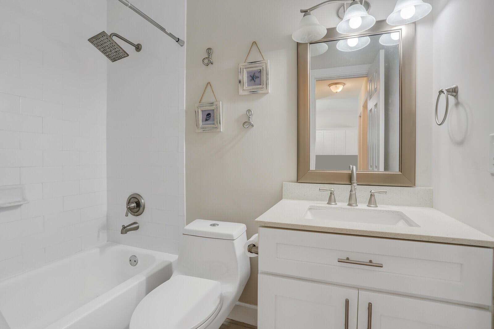 JUPITER VILLAGE TOWNHOMES - Residential