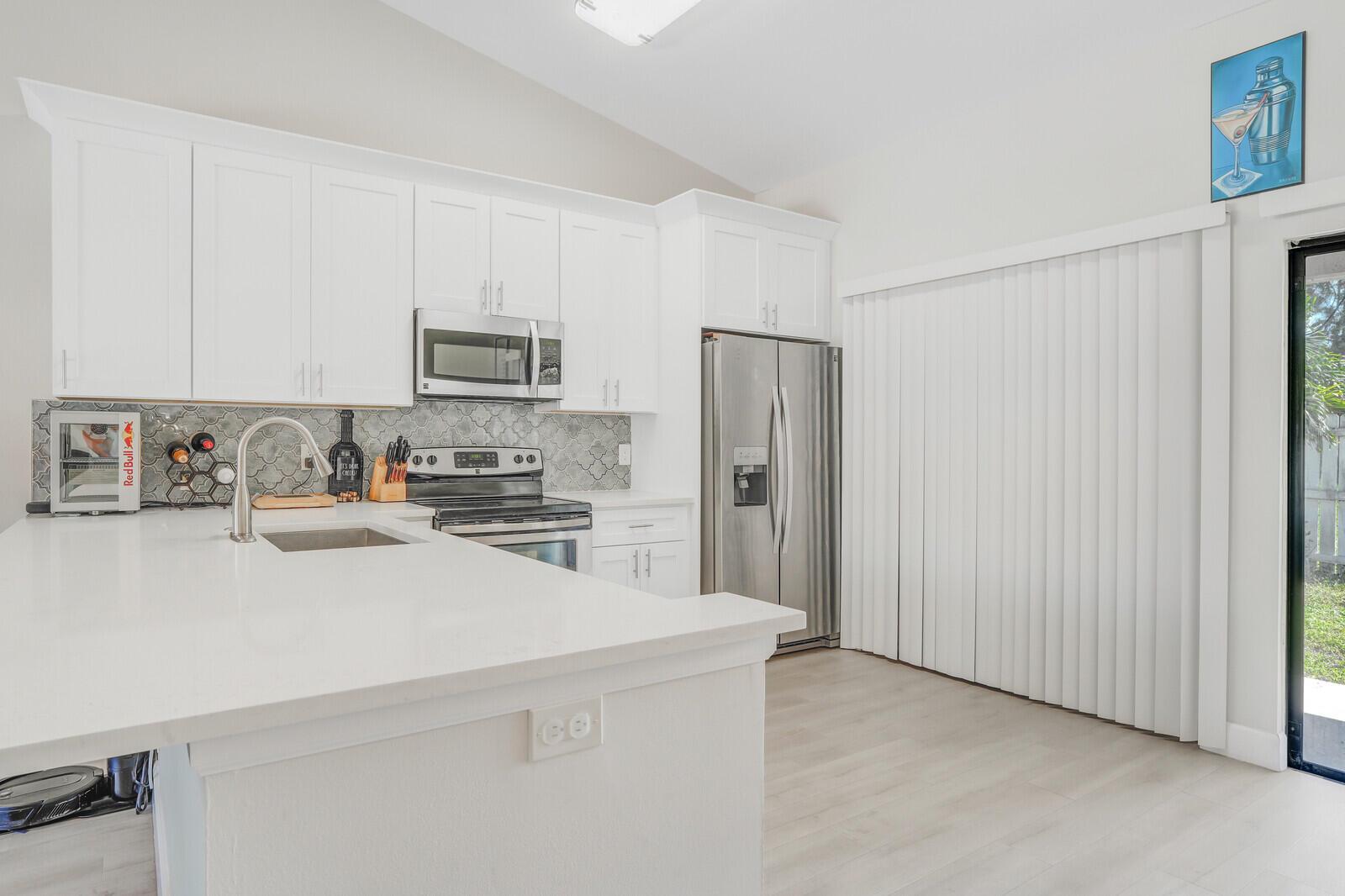 JUPITER VILLAGE TOWNHOMES - Residential