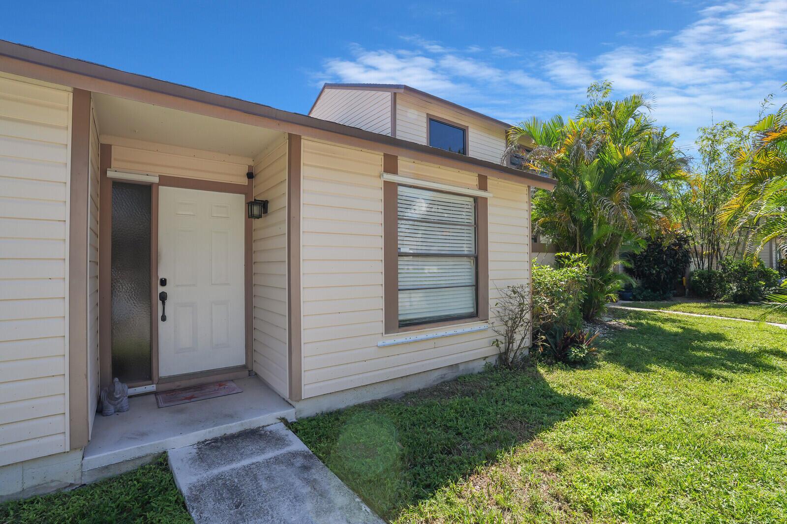 JUPITER VILLAGE TOWNHOMES - Residential