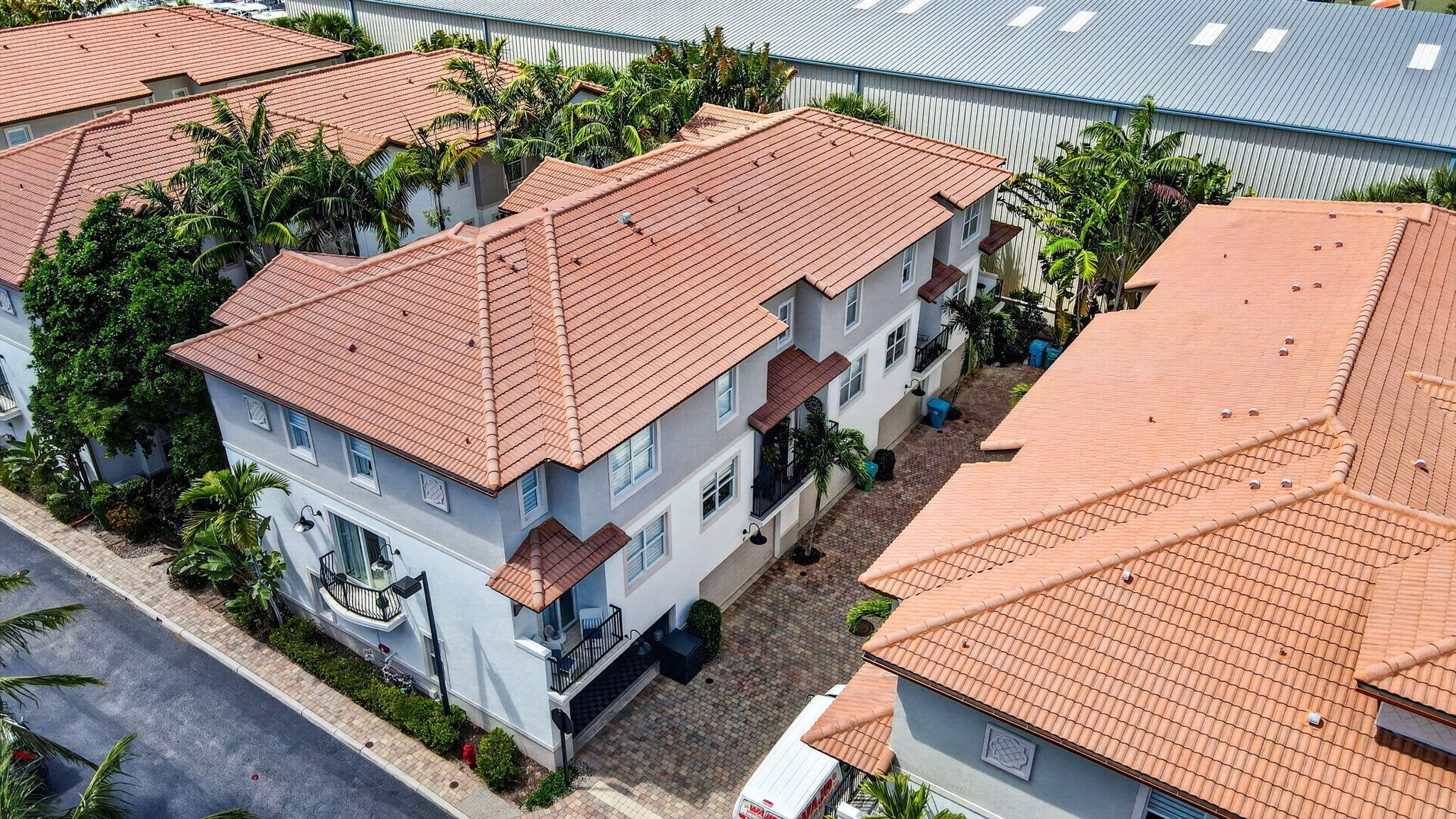 PENINSULA ON THE INTRACOASTAL CONDO - Residential