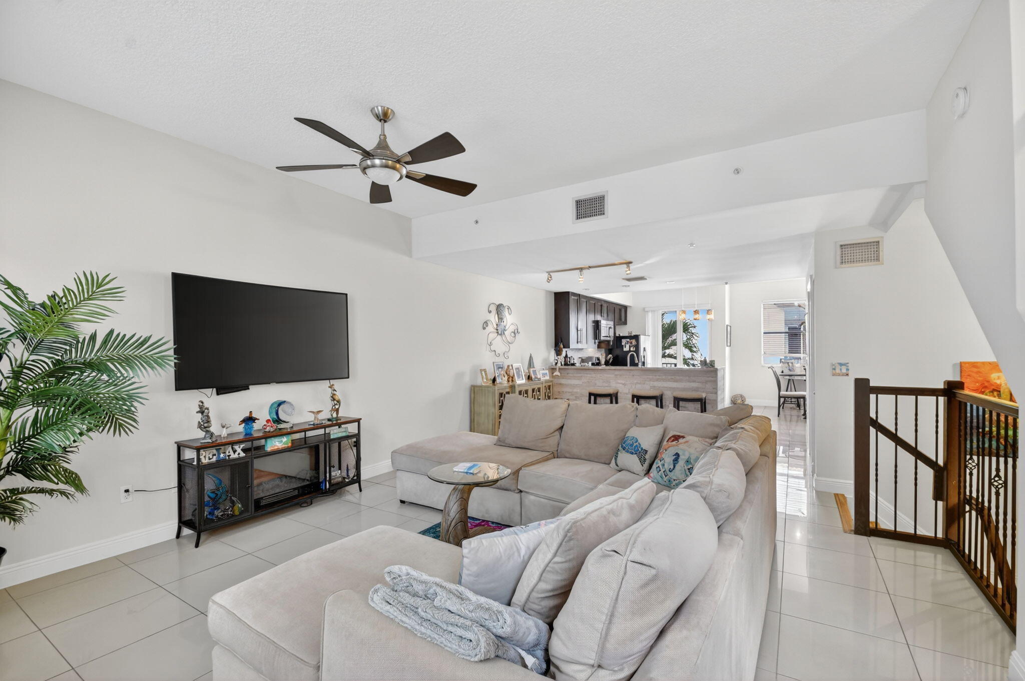 PENINSULA ON THE INTRACOASTAL CONDO - Residential