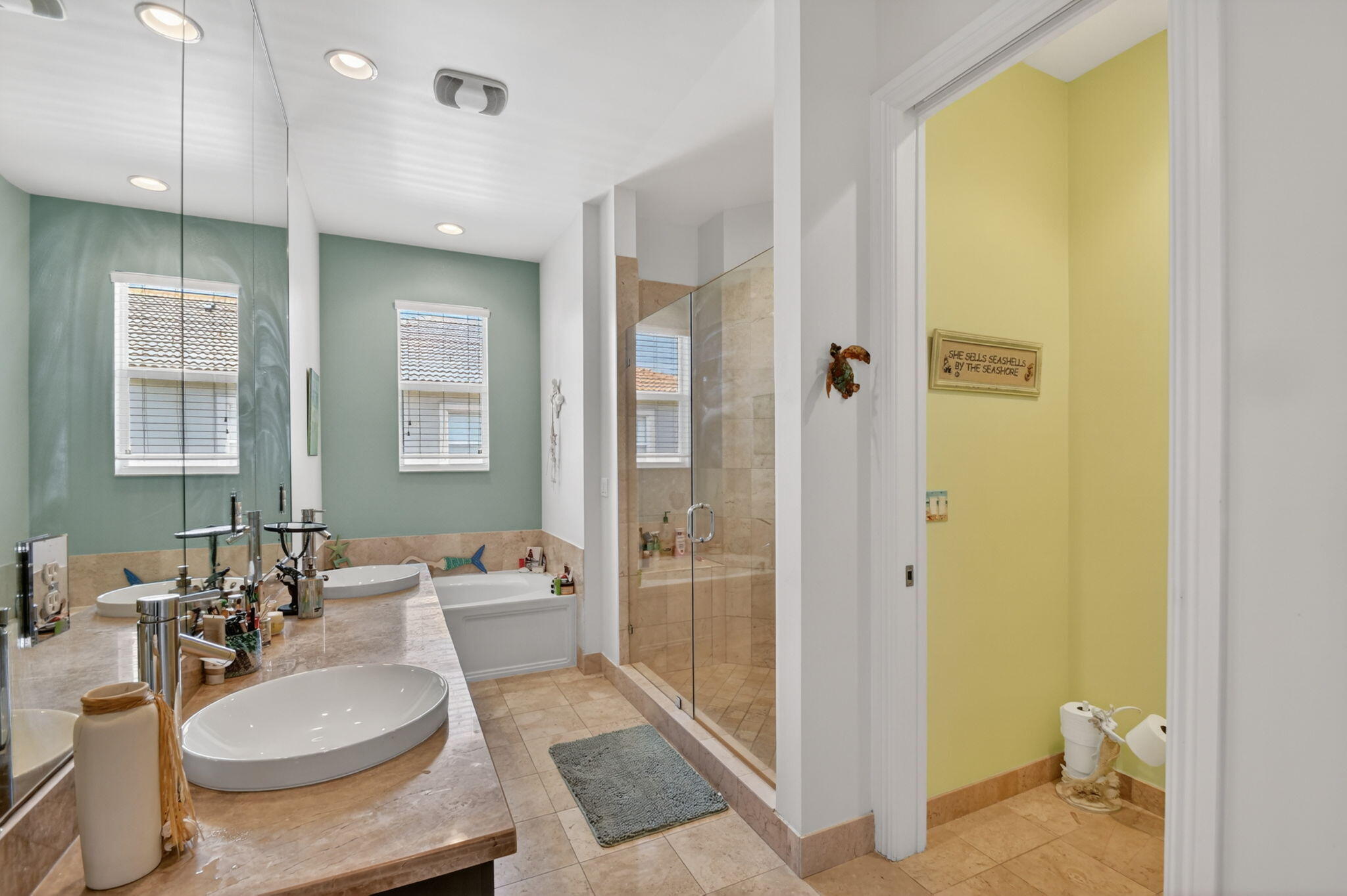 PENINSULA ON THE INTRACOASTAL CONDO - Residential