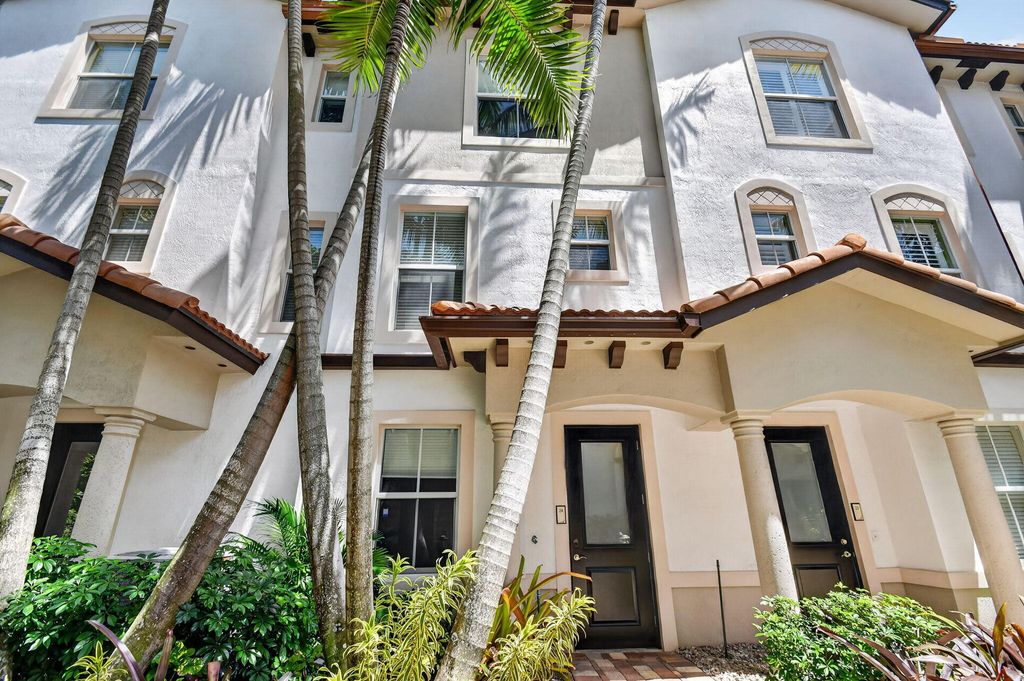 Photo of 2886 S Federal Highway, Boynton Beach, FL 33435 (MLS # B26015788)