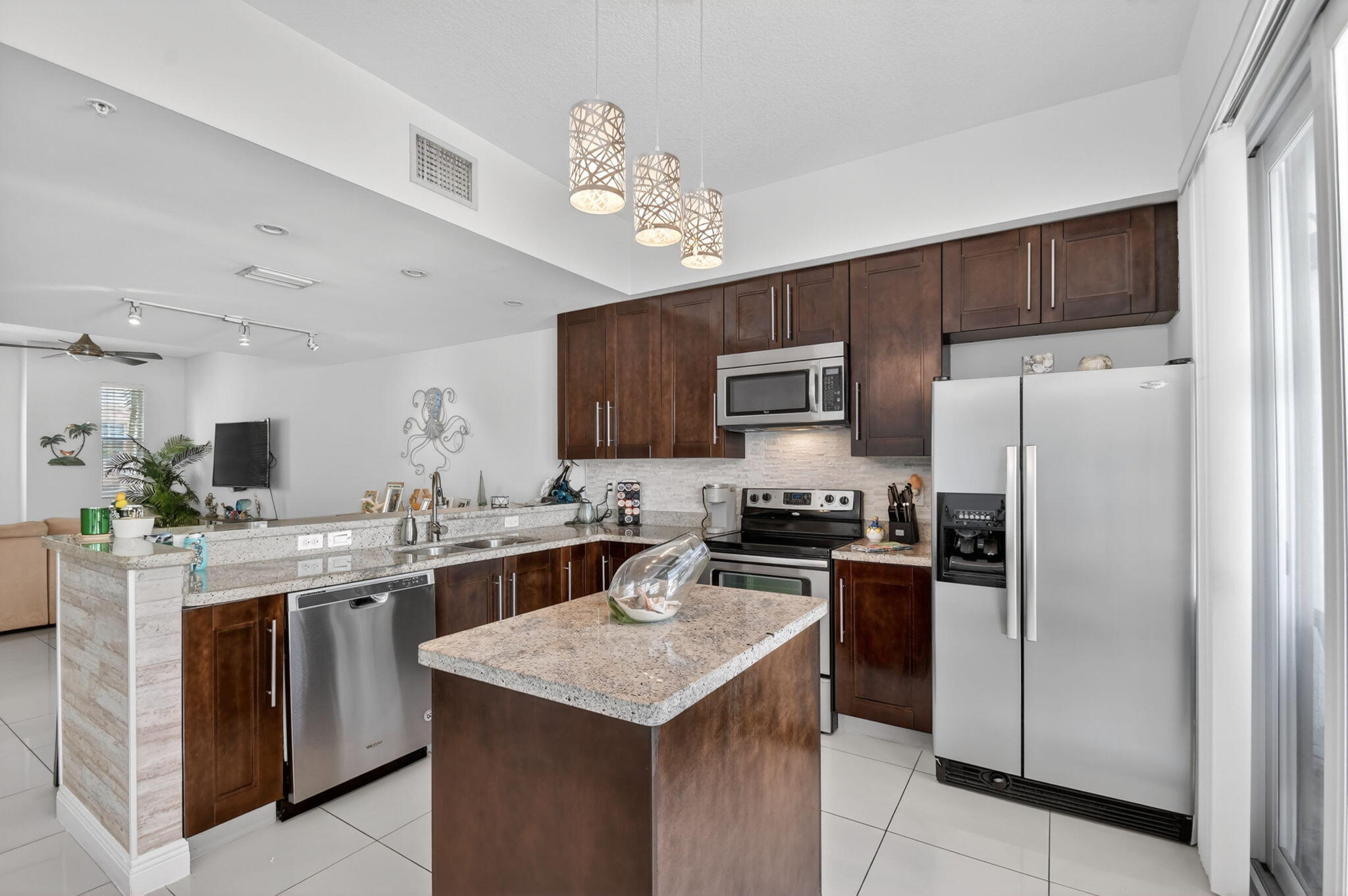 PENINSULA ON THE INTRACOASTAL CONDO - Residential