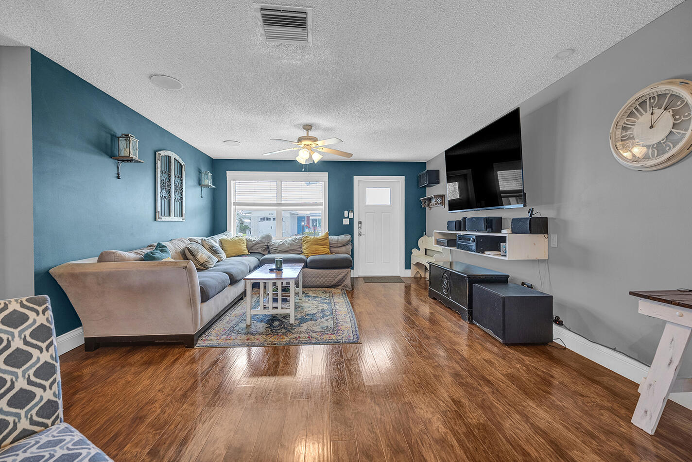 PALM BEACH LEISUREVILLE SEC 10 - Residential