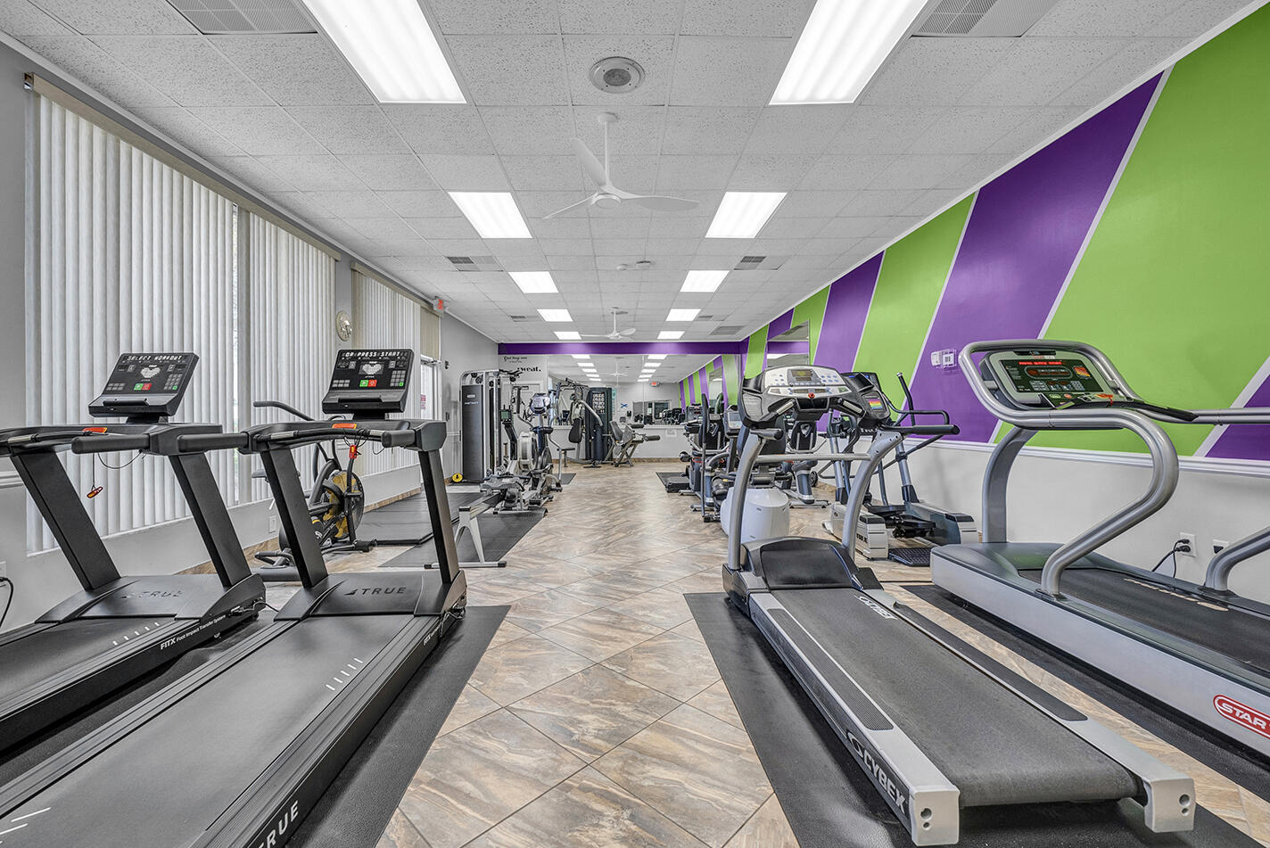 PALM BEACH LEISUREVILLE SEC 10 - Residential