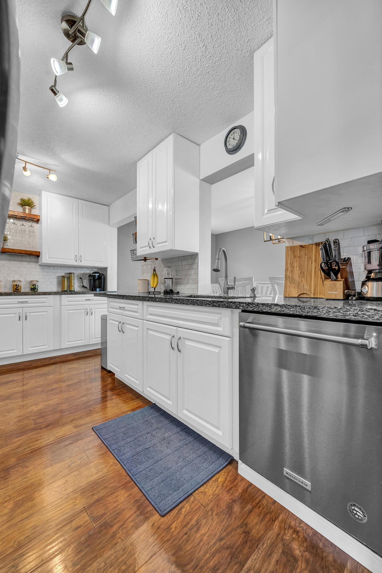 PALM BEACH LEISUREVILLE SEC 10 - Residential