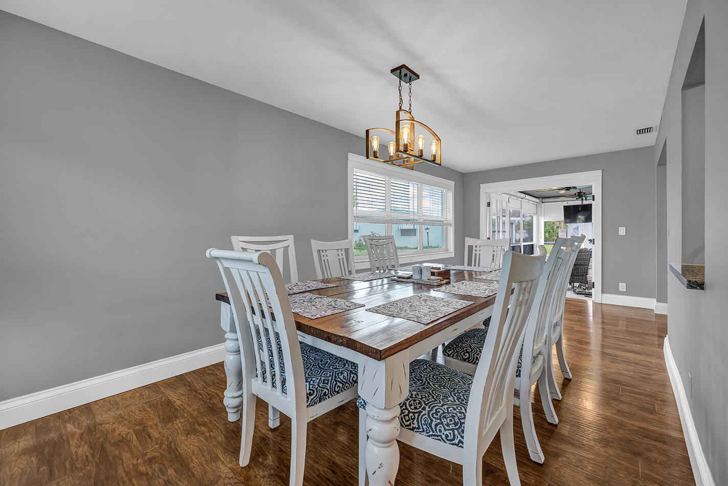 PALM BEACH LEISUREVILLE SEC 10 - Residential