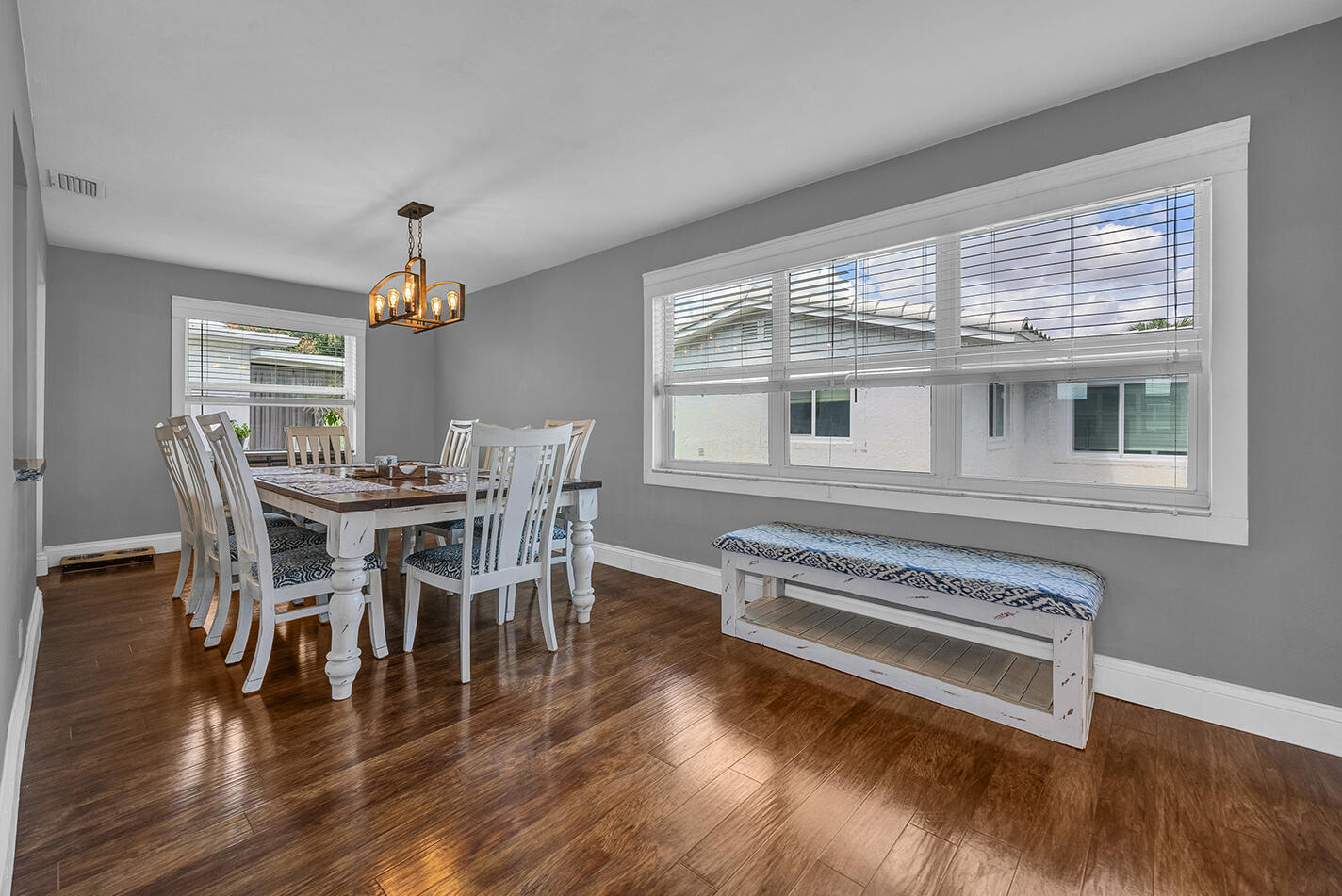 PALM BEACH LEISUREVILLE SEC 10 - Residential