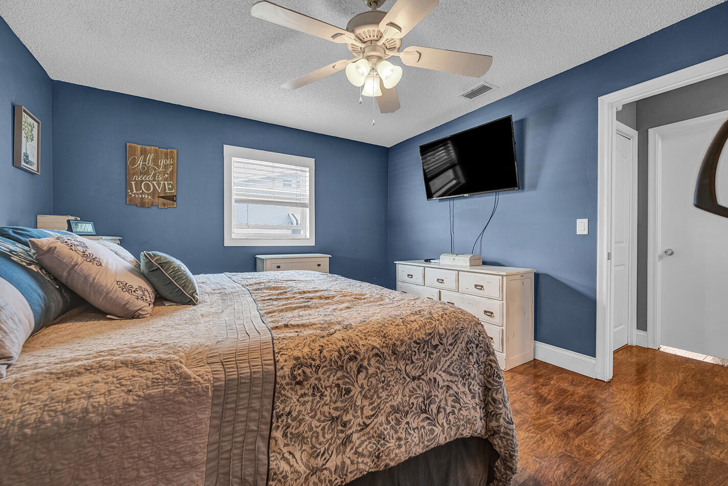 PALM BEACH LEISUREVILLE SEC 10 - Residential